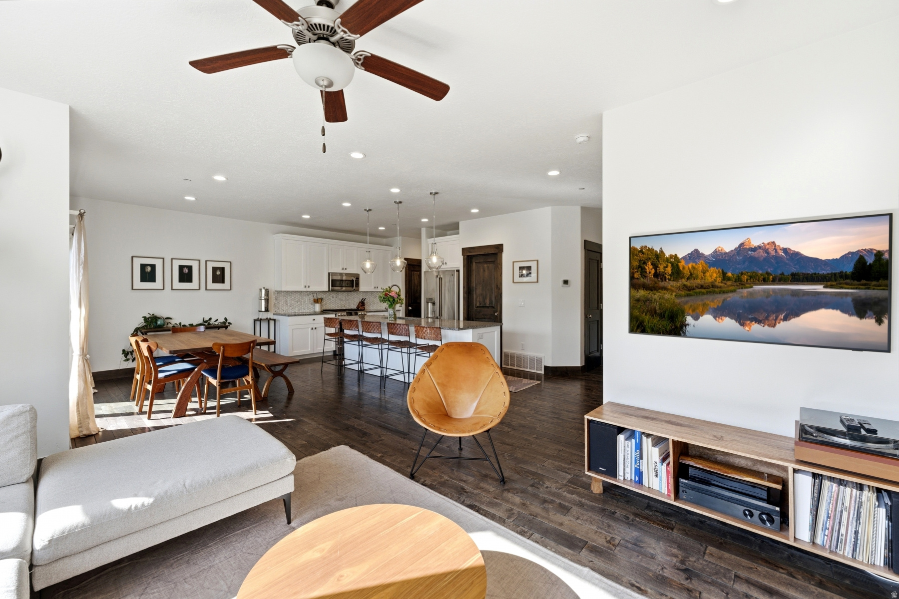 RETREAT AT JORDANELL - Residential
