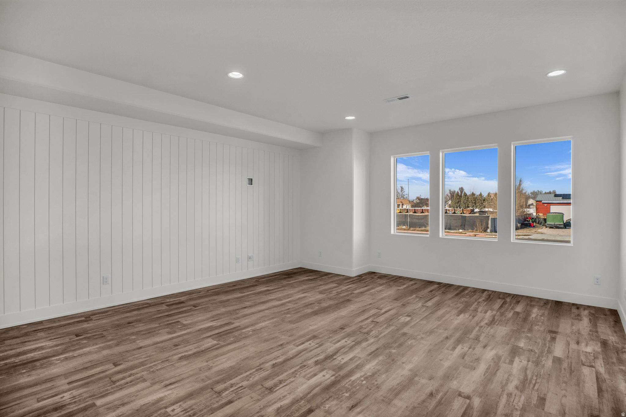 RC'S PARKWEST - Residential