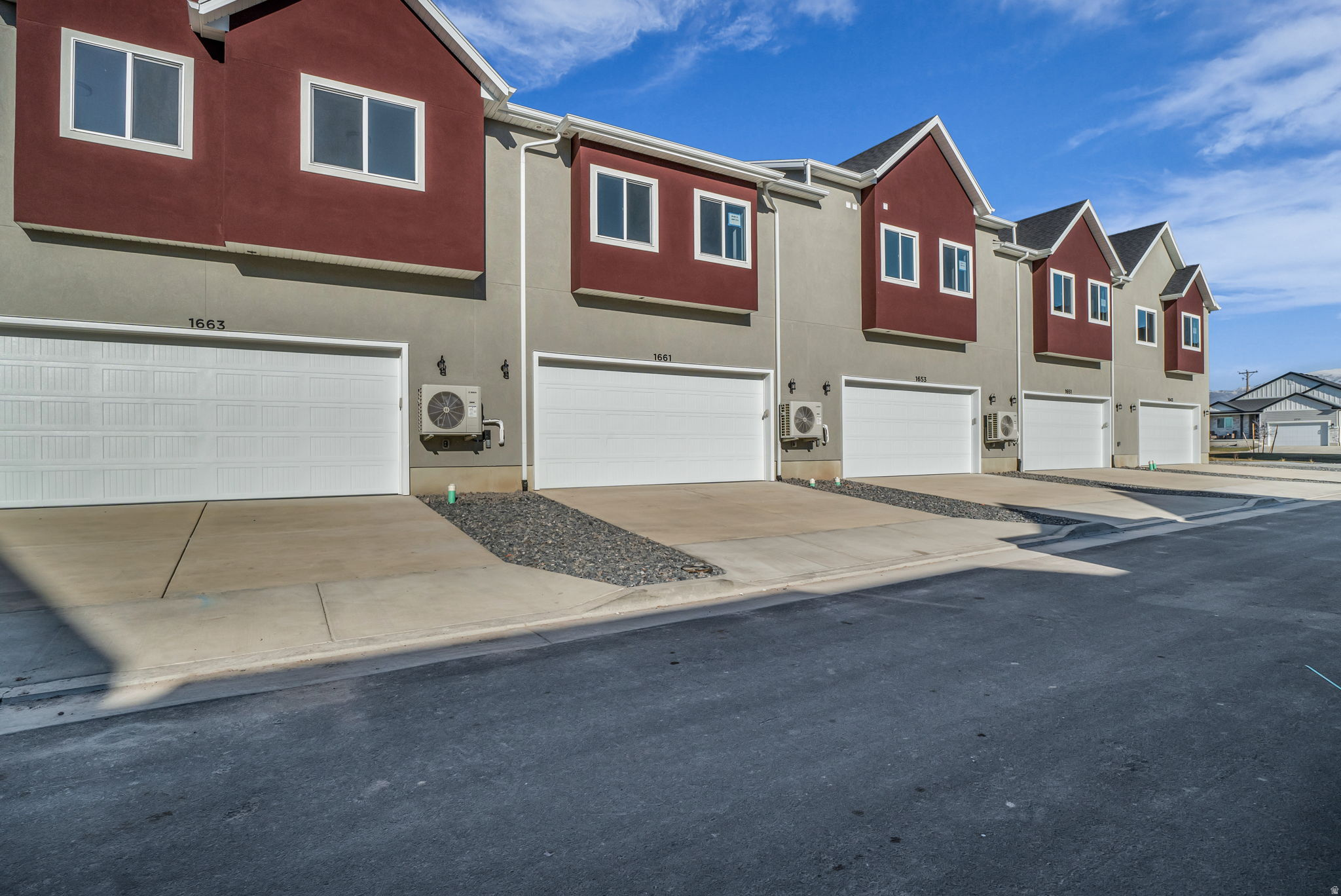 RC'S PARKWEST - Residential