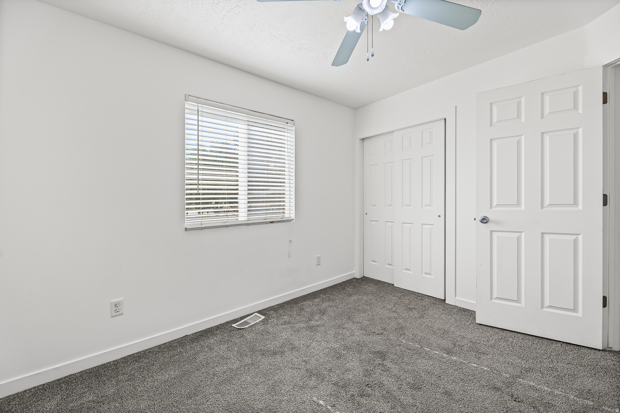 COUNTRY CROSSING NEI - Residential