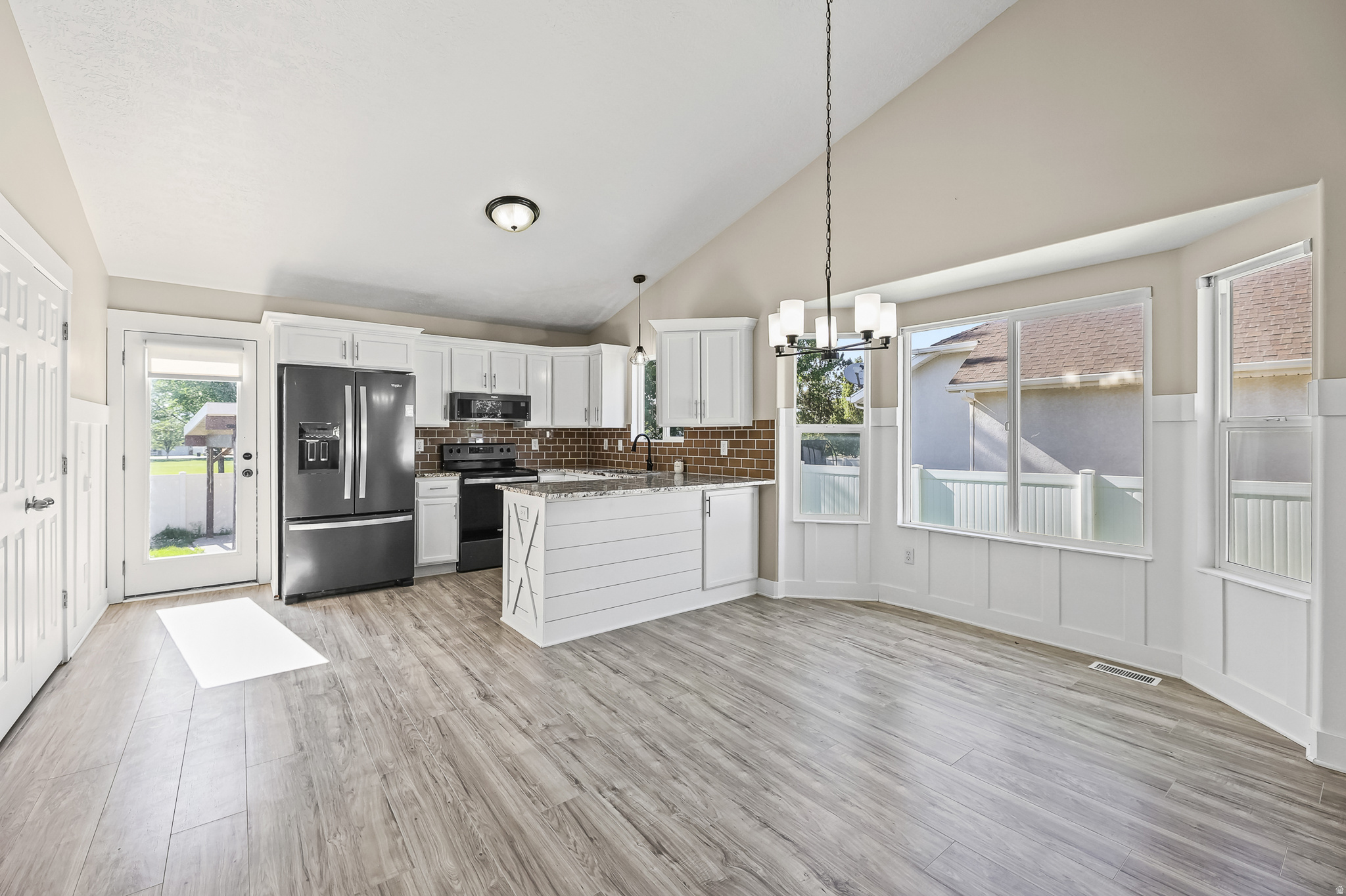 COUNTRY CROSSING NEI - Residential