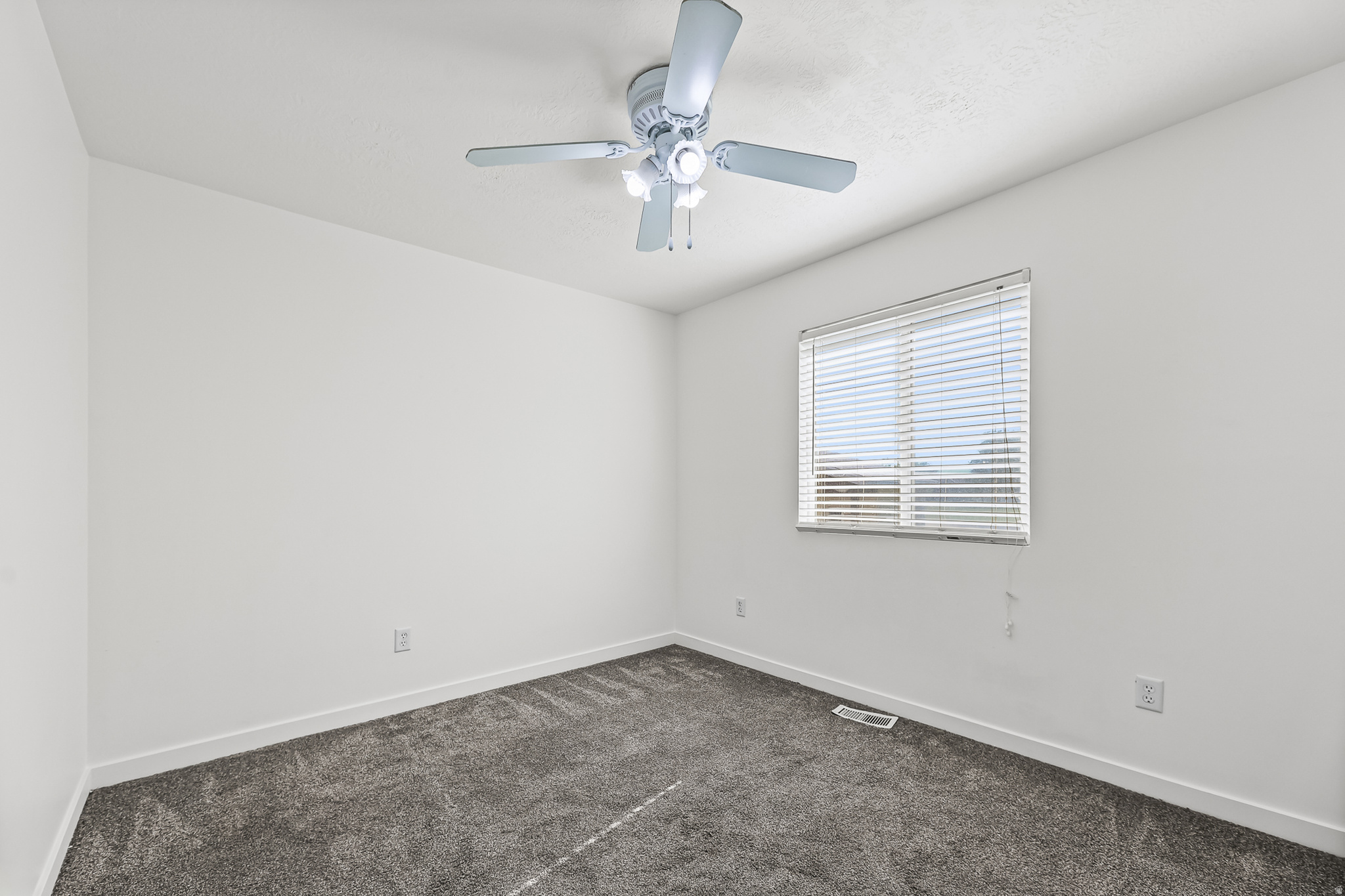 COUNTRY CROSSING NEI - Residential