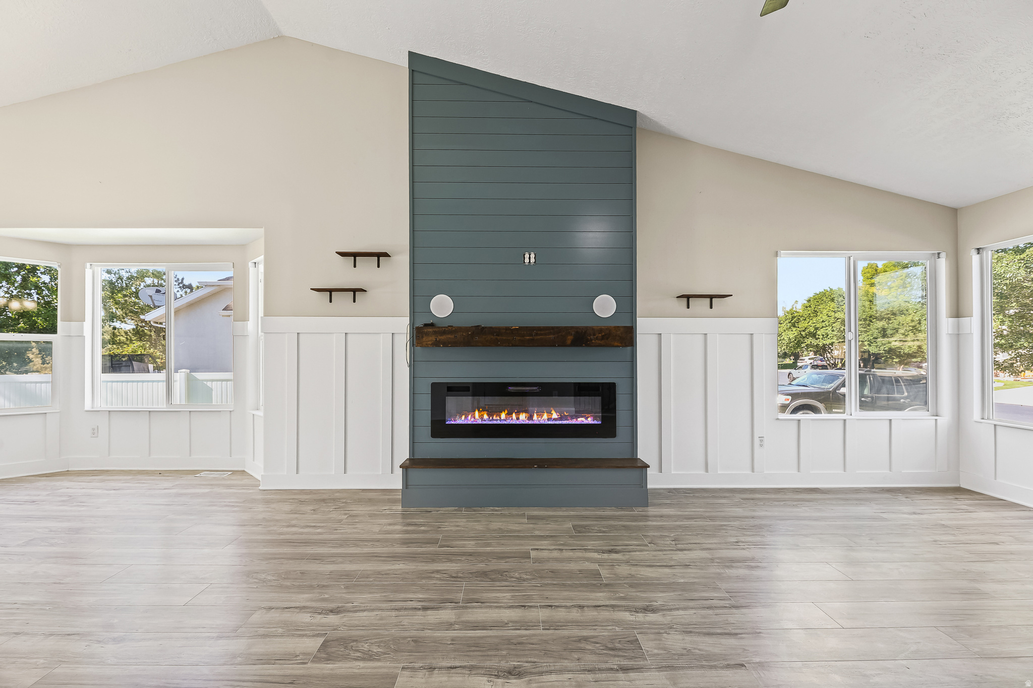 COUNTRY CROSSING NEI - Residential
