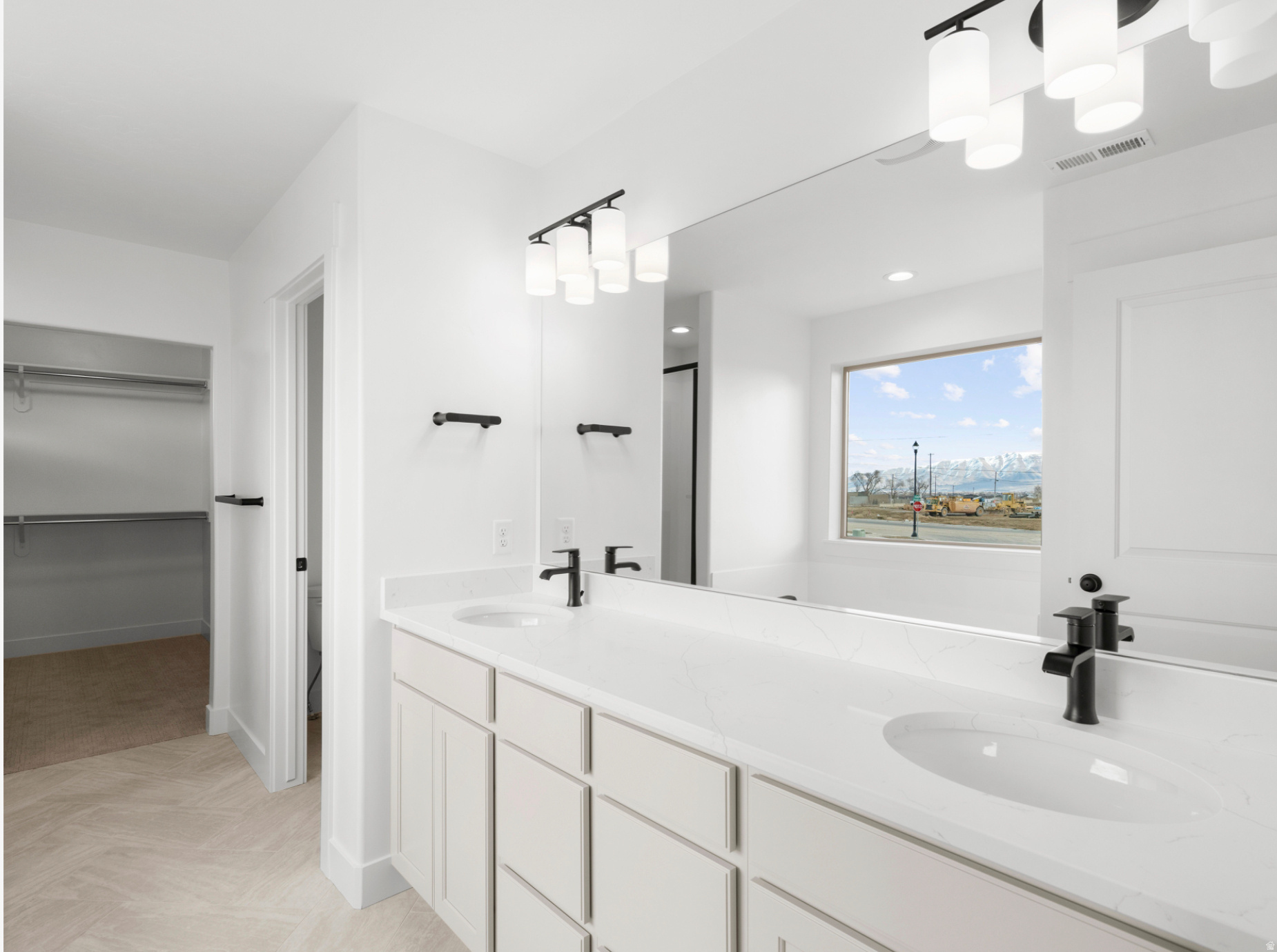 HIDDEN LANDING - Residential