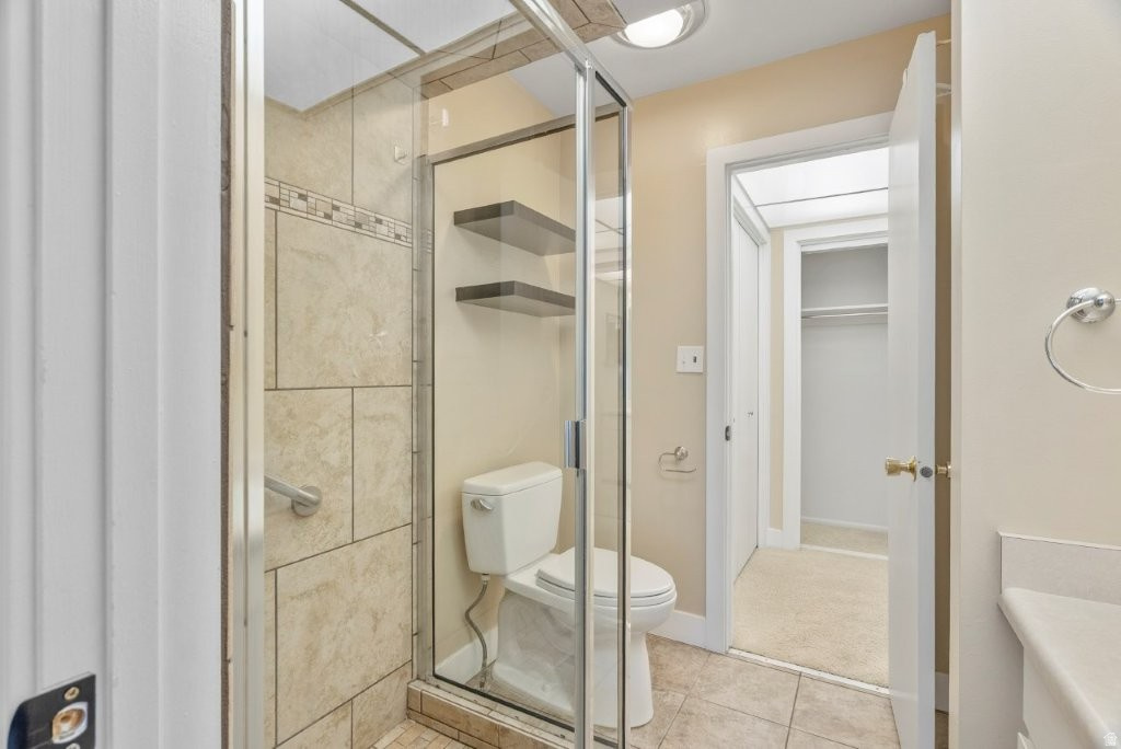 THREE FOUNTAINS EAST - Residential
