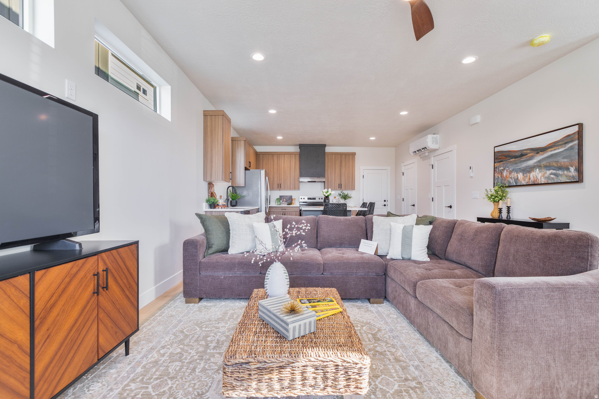 EPHRAIM LANDING - Residential