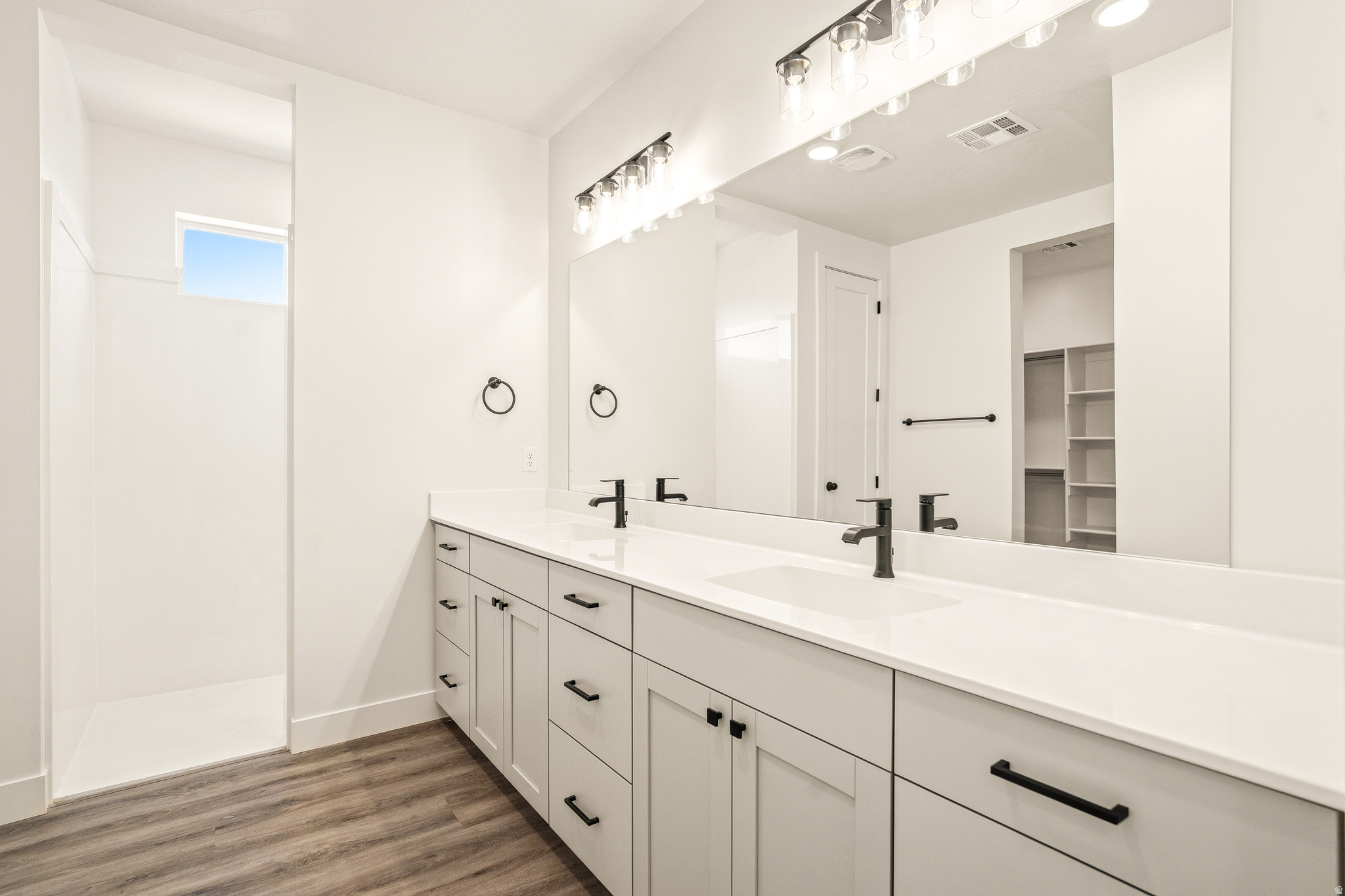SANDS COVE - Residential