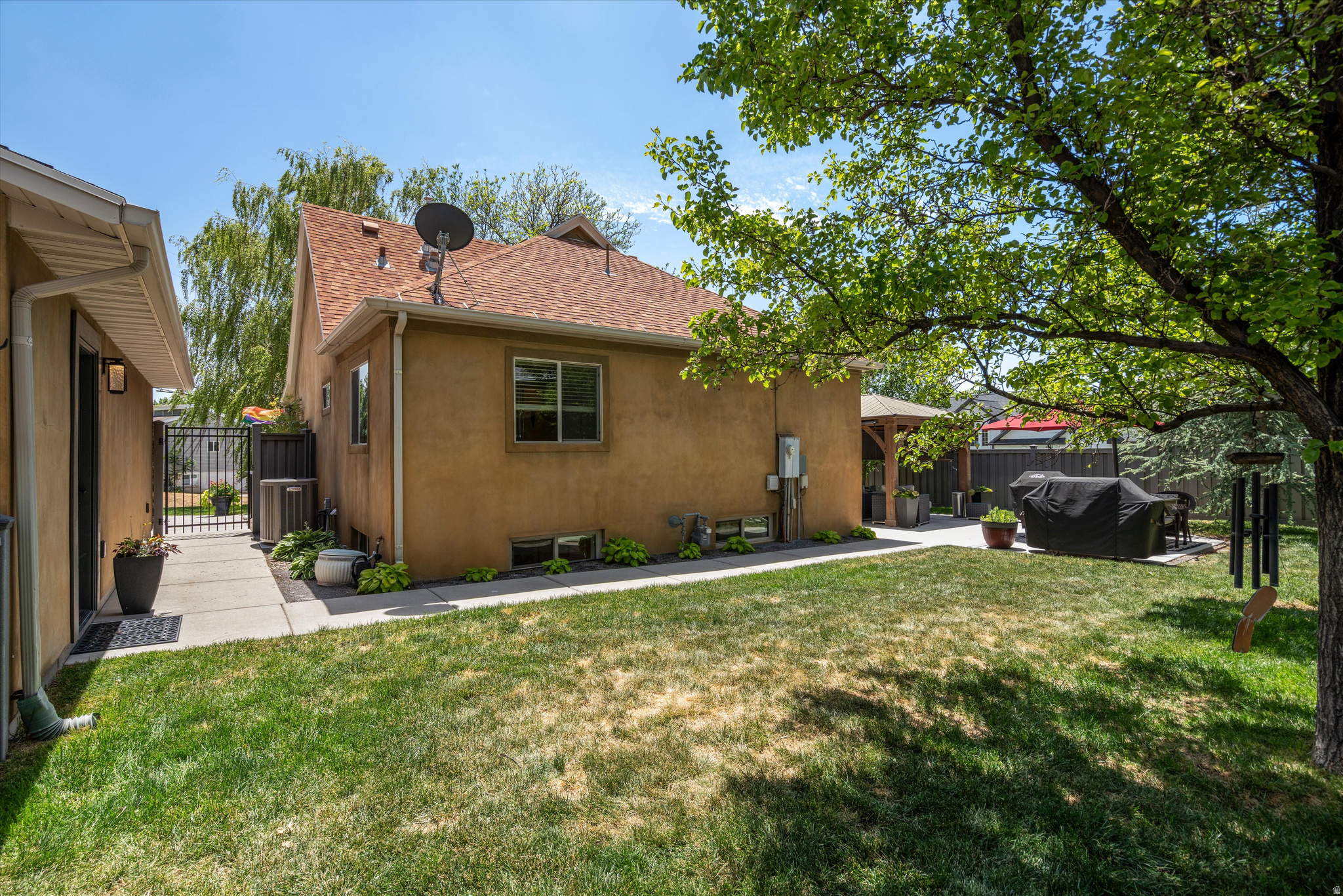 BEN COLT - Residential