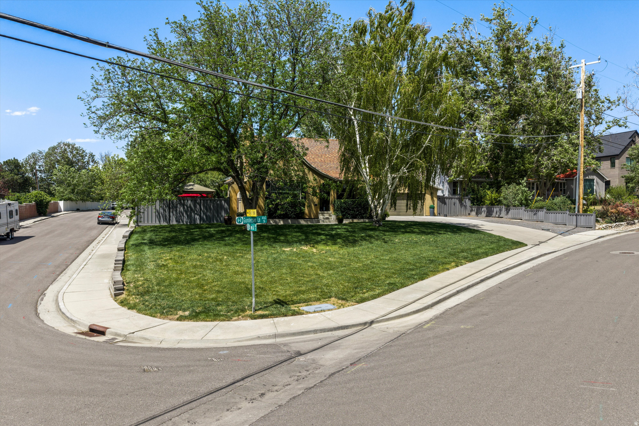 BEN COLT - Residential