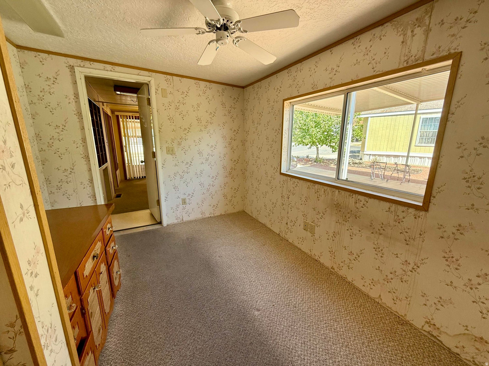 TWIN LAKES - Residential