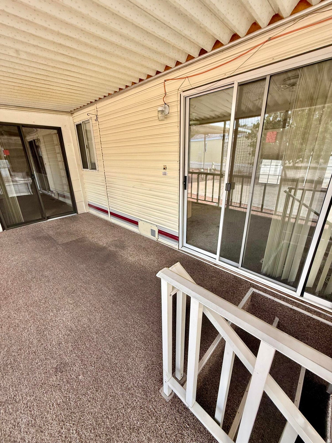 TWIN LAKES - Residential