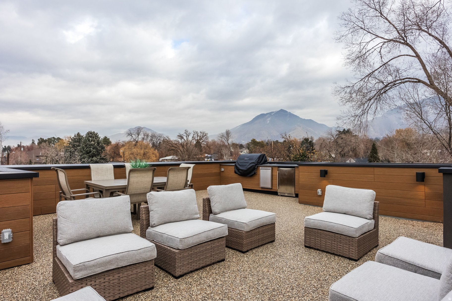 HOLLADAY PARK LANE - Residential