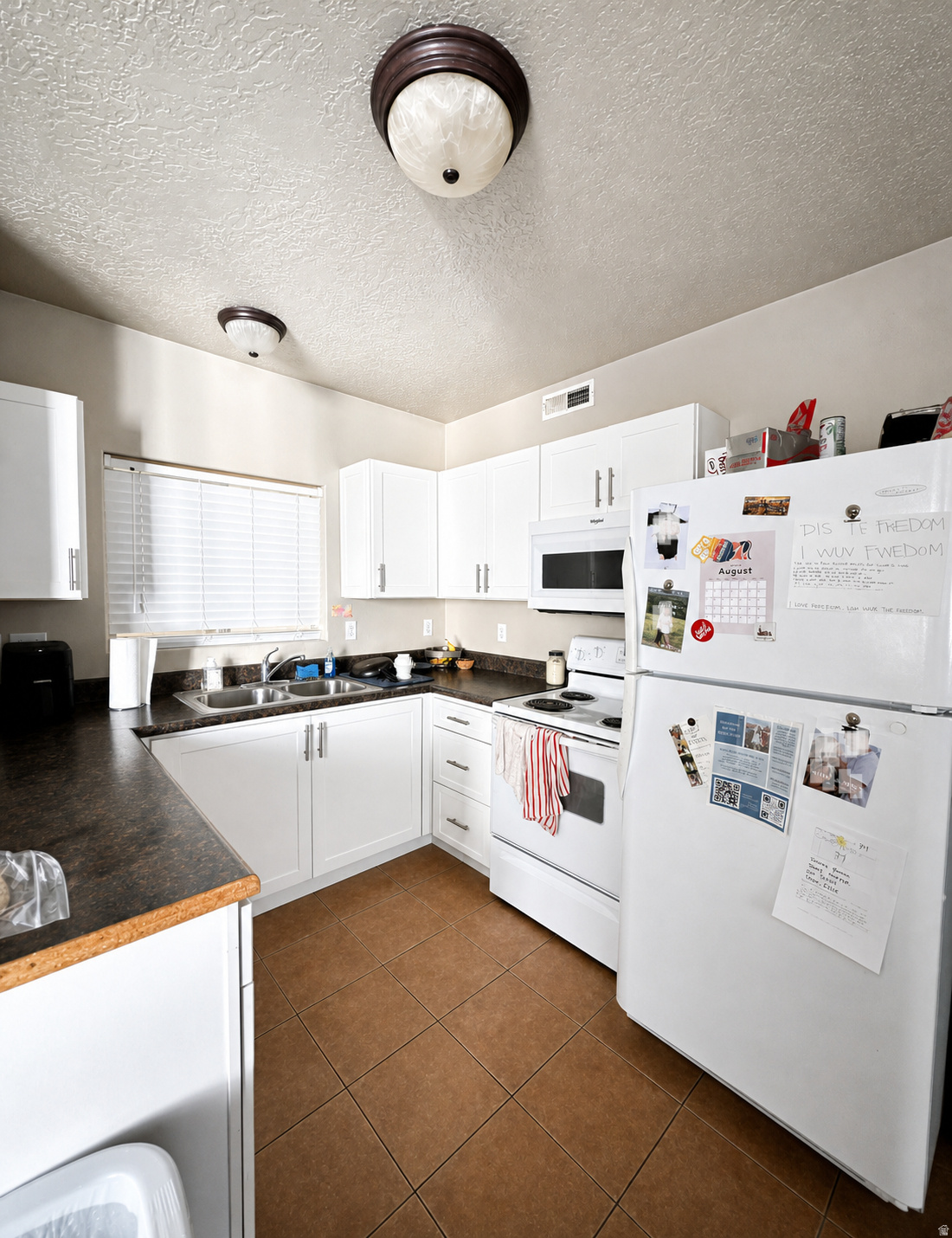 LANAI CONDO - Residential