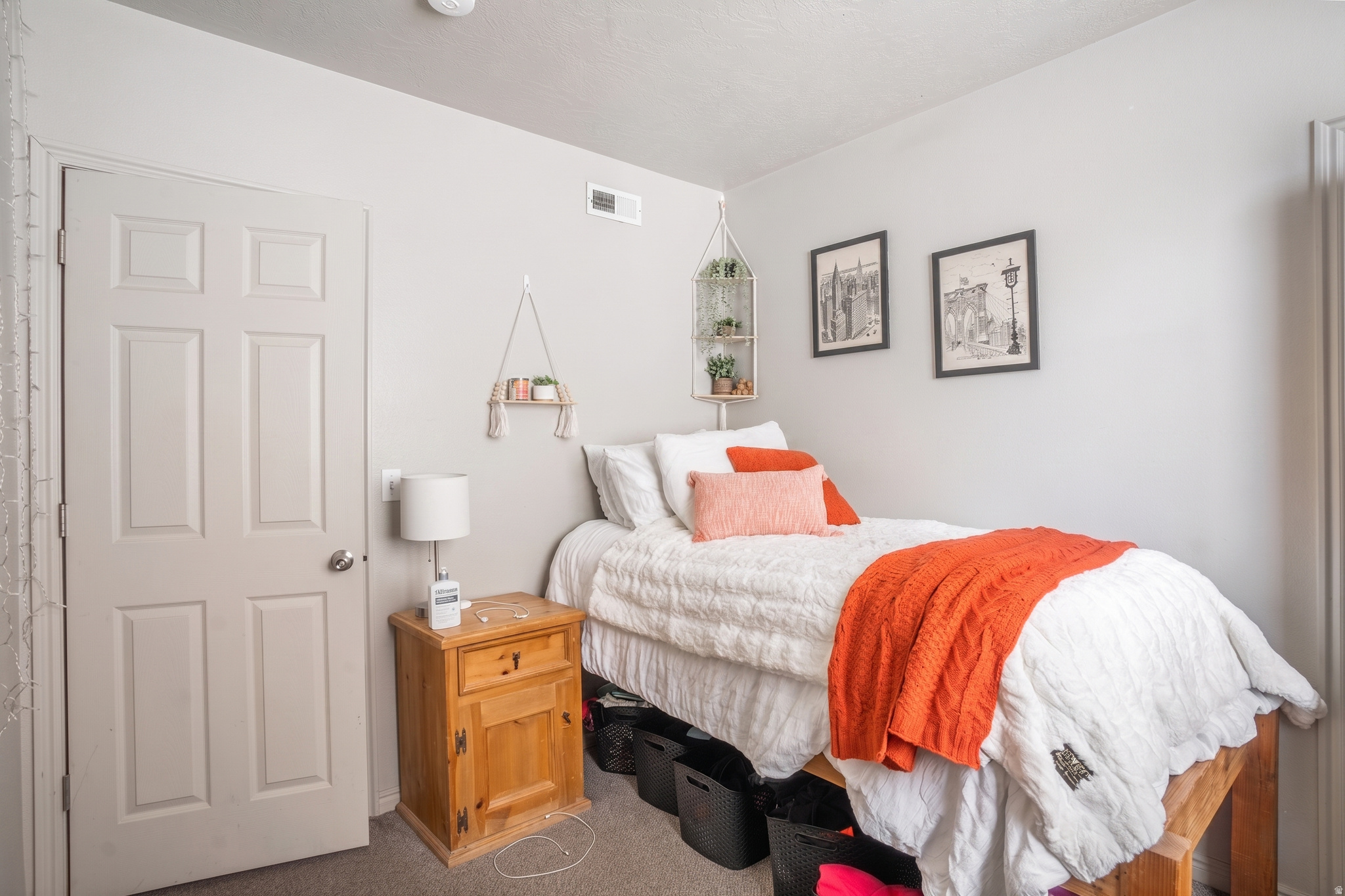 LANAI CONDO - Residential