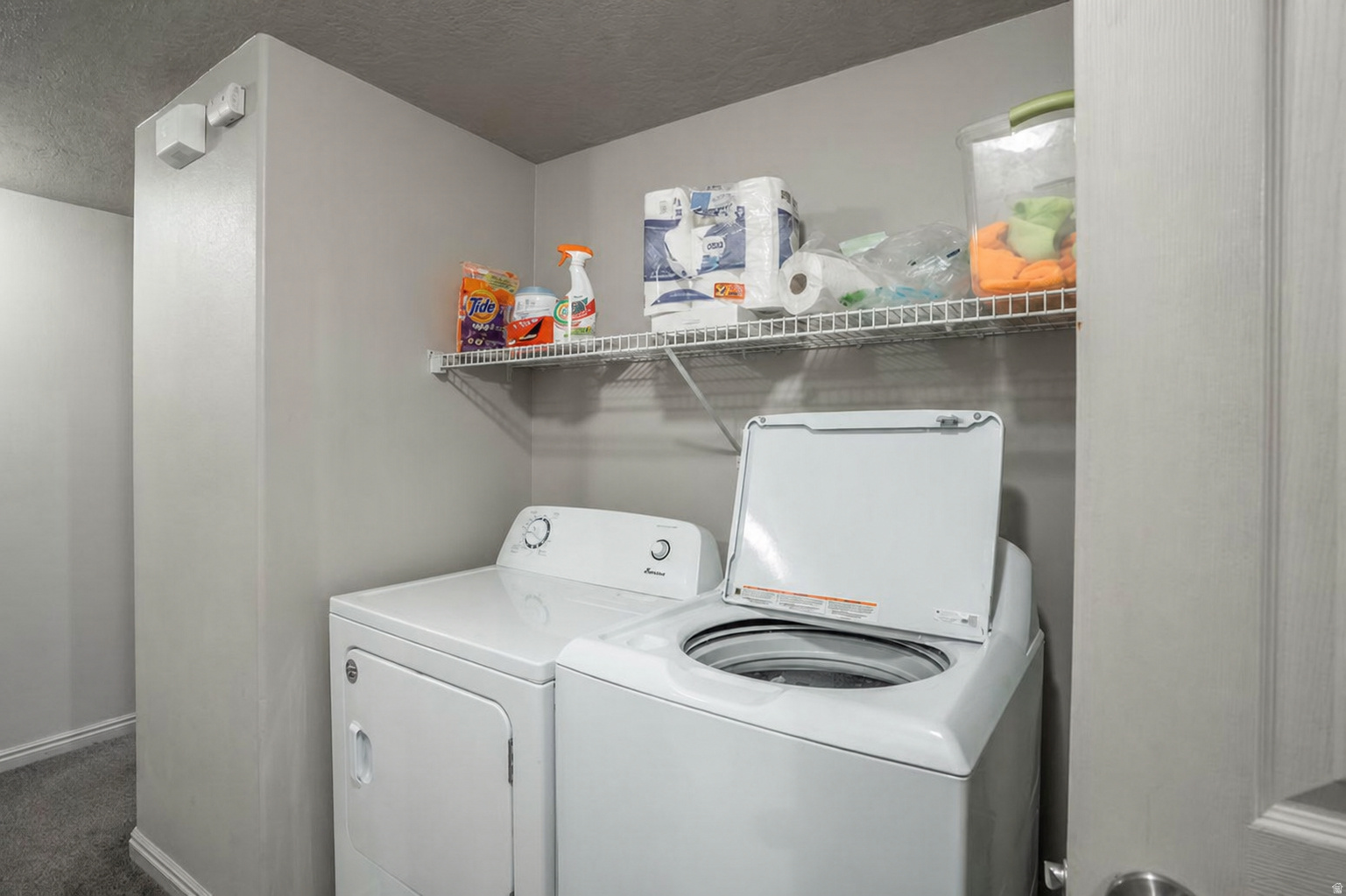 LANAI CONDO - Residential