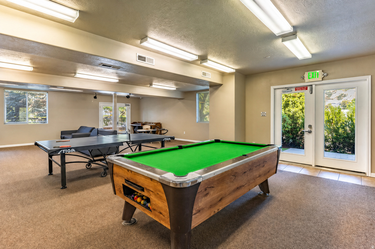LANAI CONDO - Residential