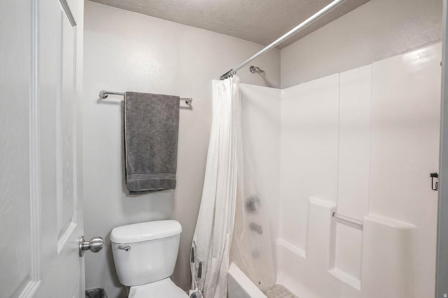 LANAI CONDO - Residential