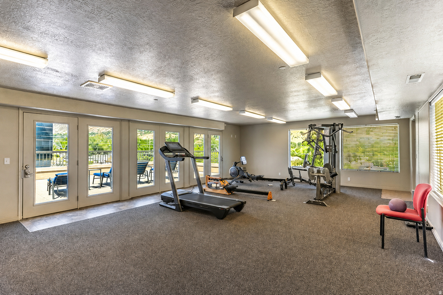 LANAI CONDO - Residential