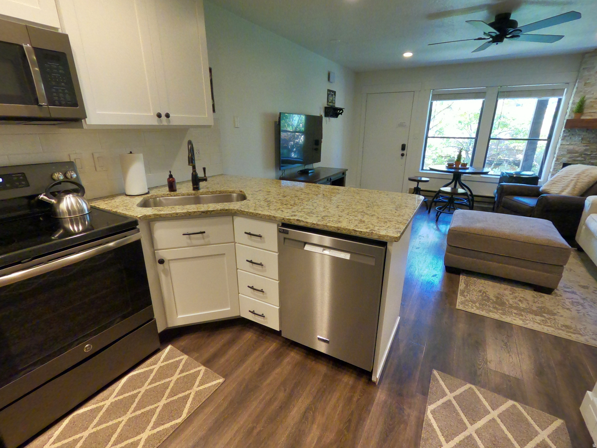 WOLF LODGE CONDO - Residential