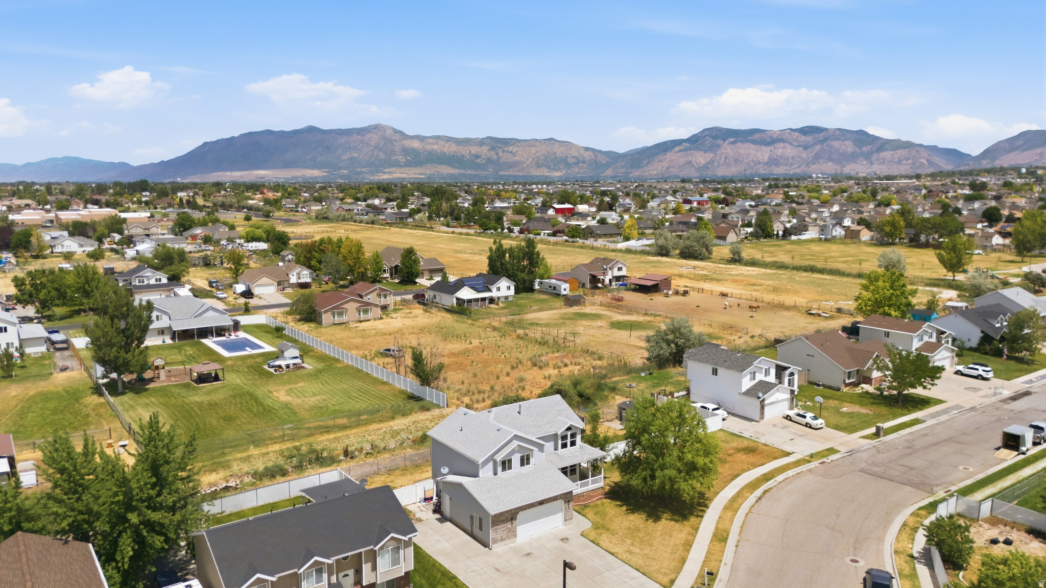 HAMBLIN PLACE - Residential