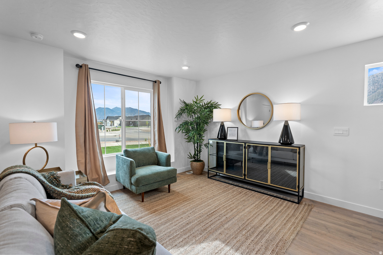 VIRIDIAN - Residential