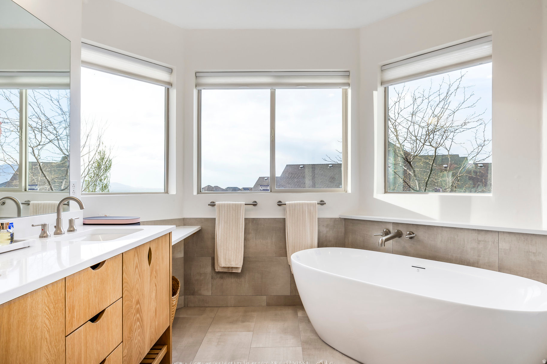 RIDGEWOOD - Residential
