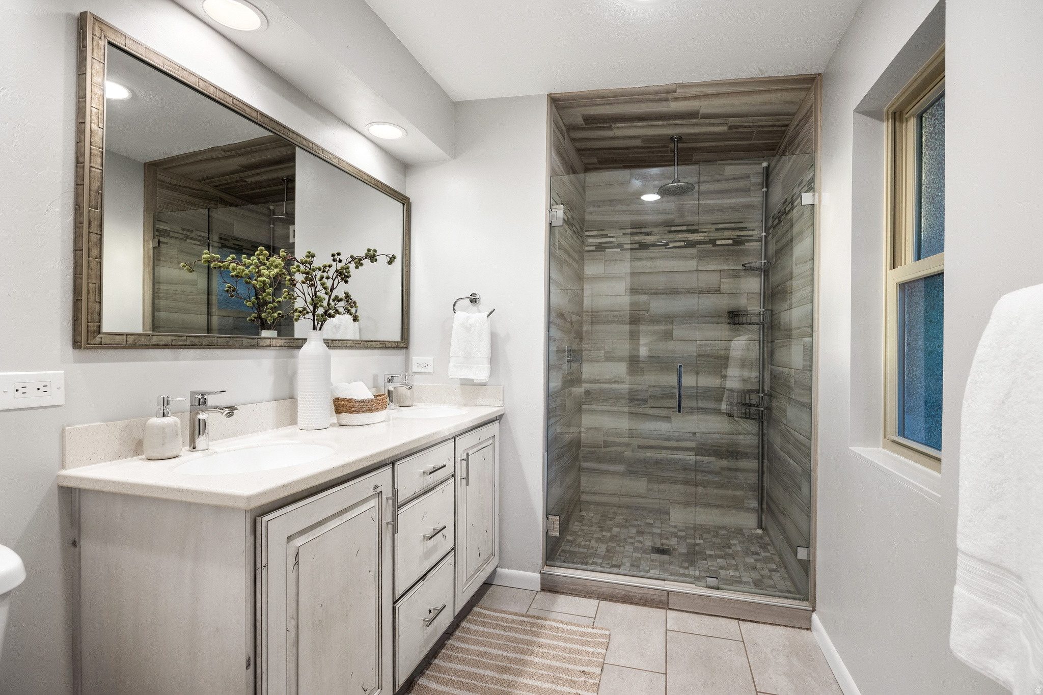 COTTONWOOD HILLS SUB - Residential
