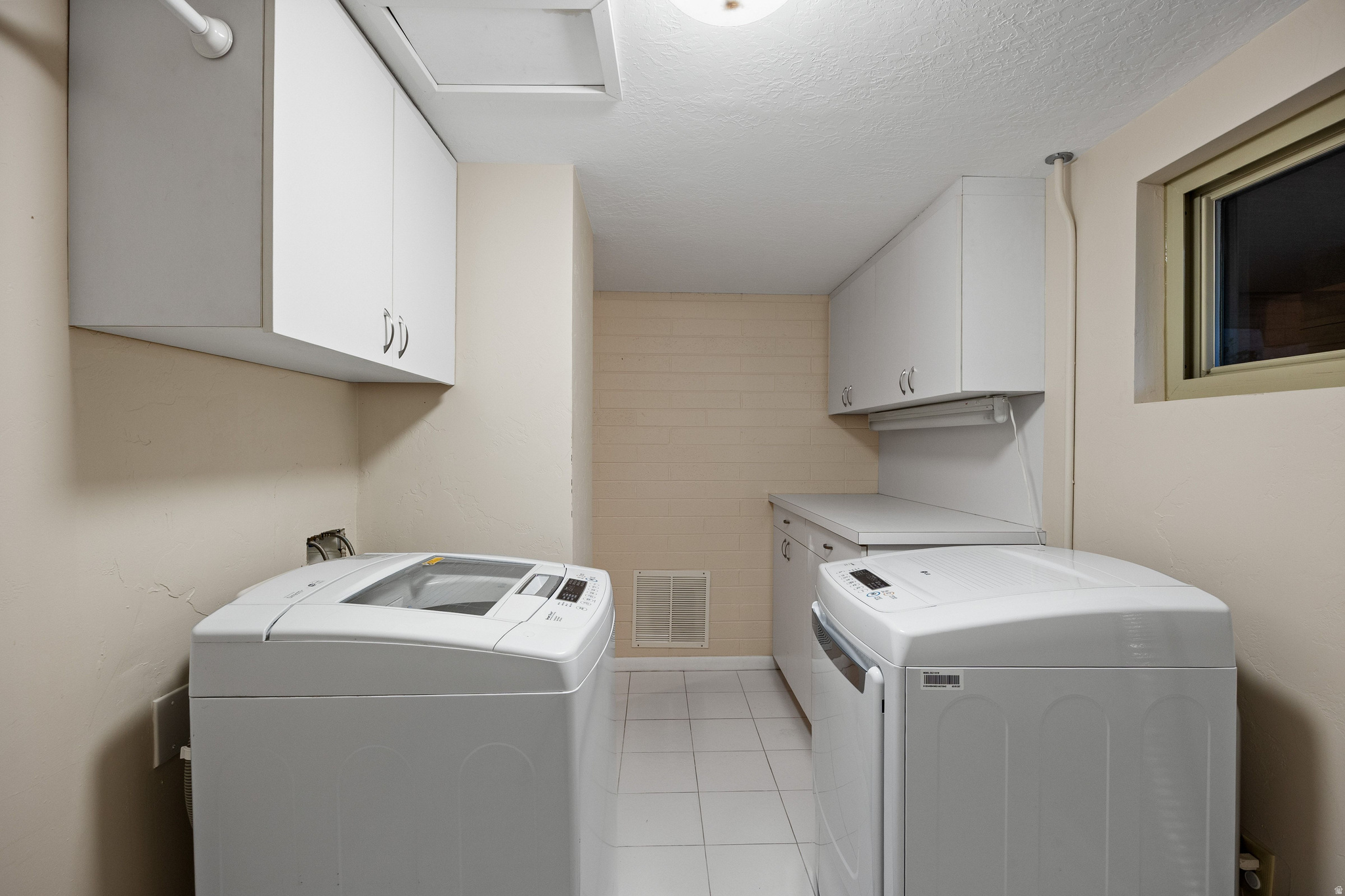 COTTONWOOD HILLS SUB - Residential