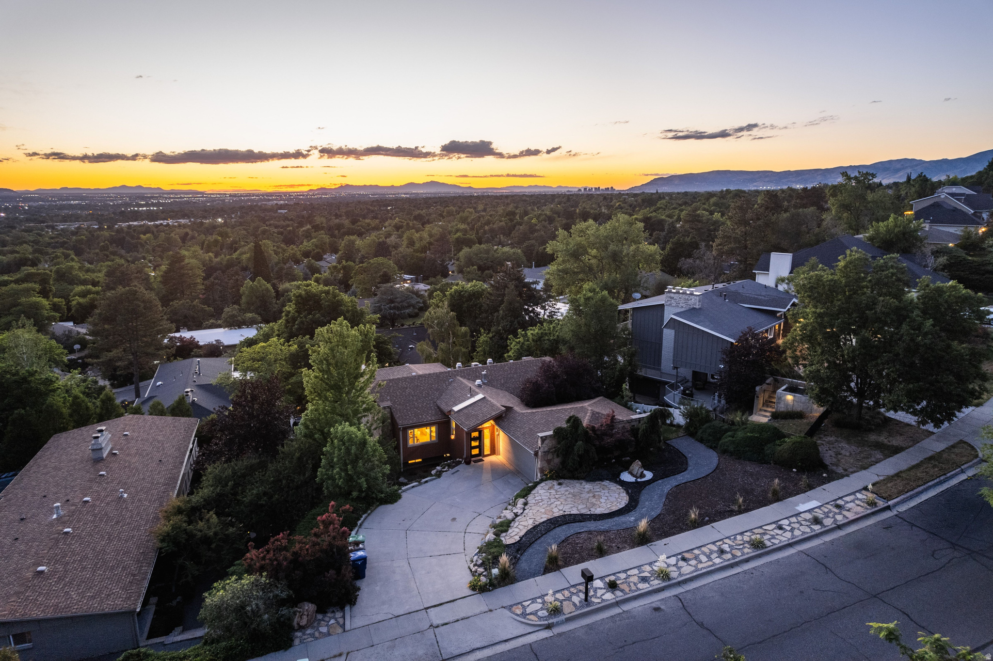 COTTONWOOD HILLS SUB - Residential