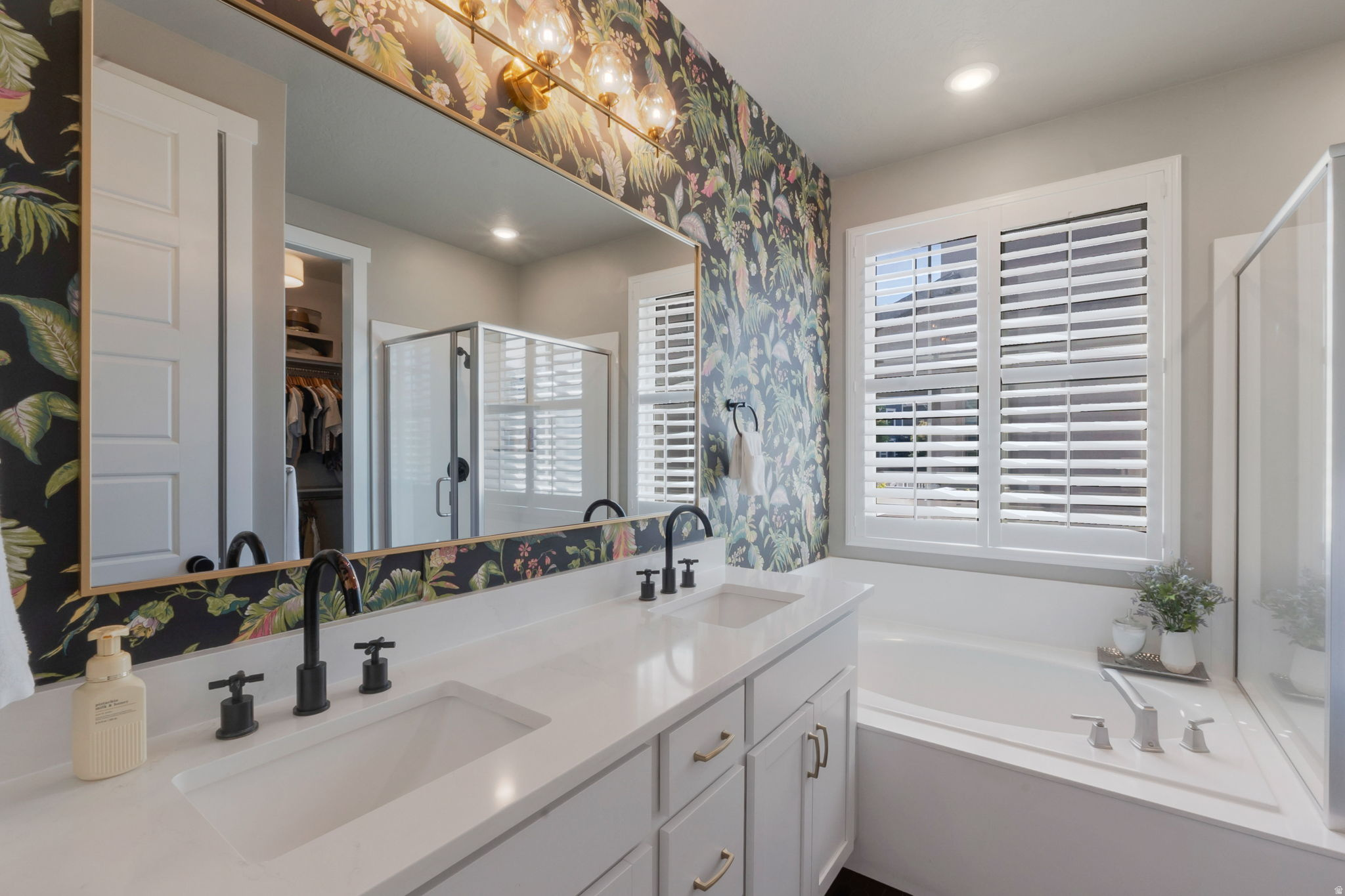 HOLBROOK FARMS - Residential
