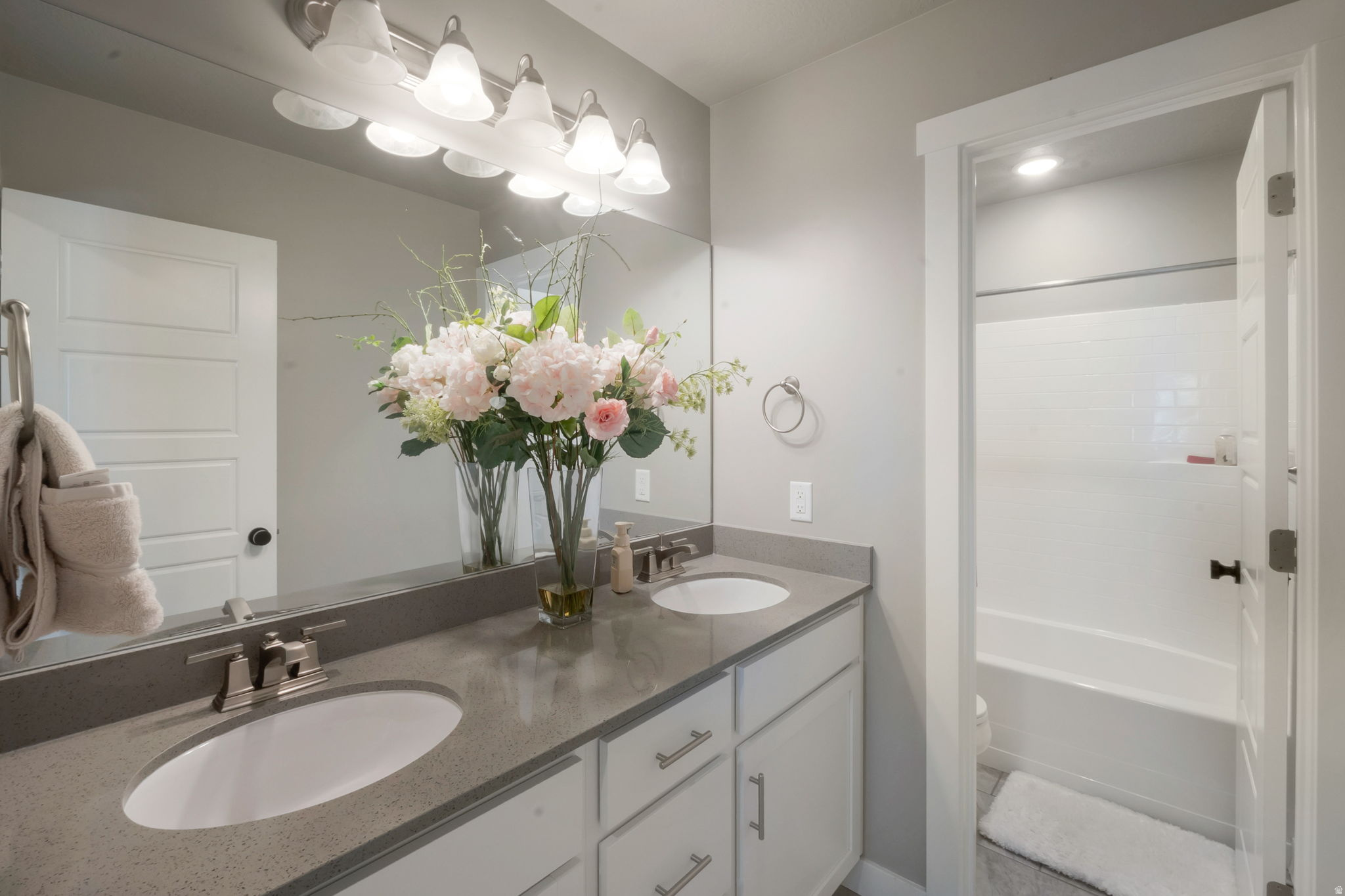 HOLBROOK FARMS - Residential