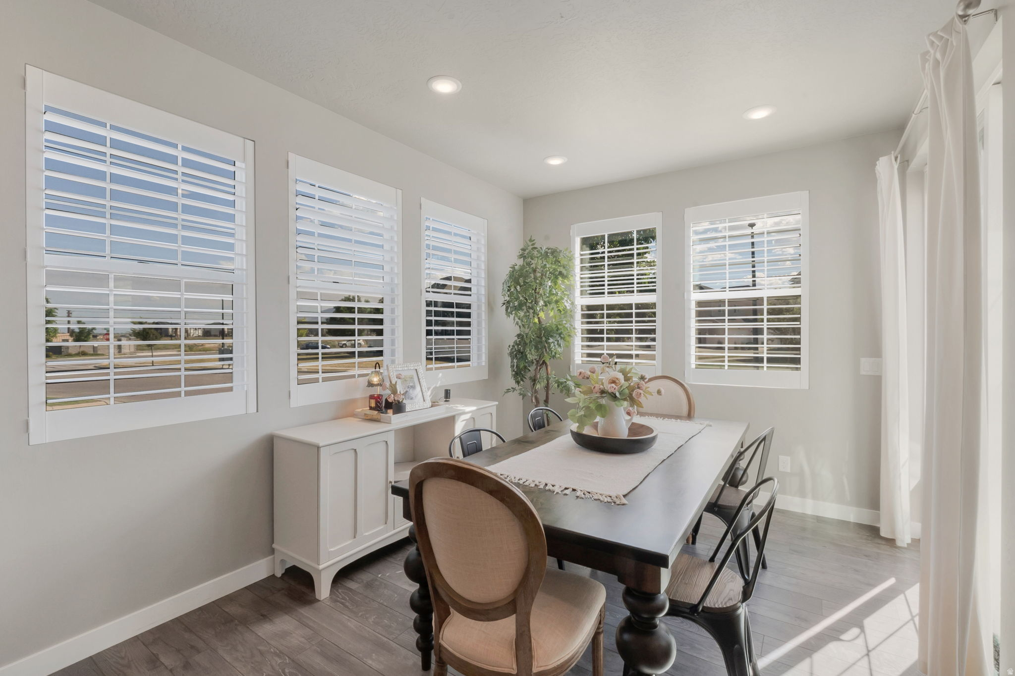 HOLBROOK FARMS - Residential