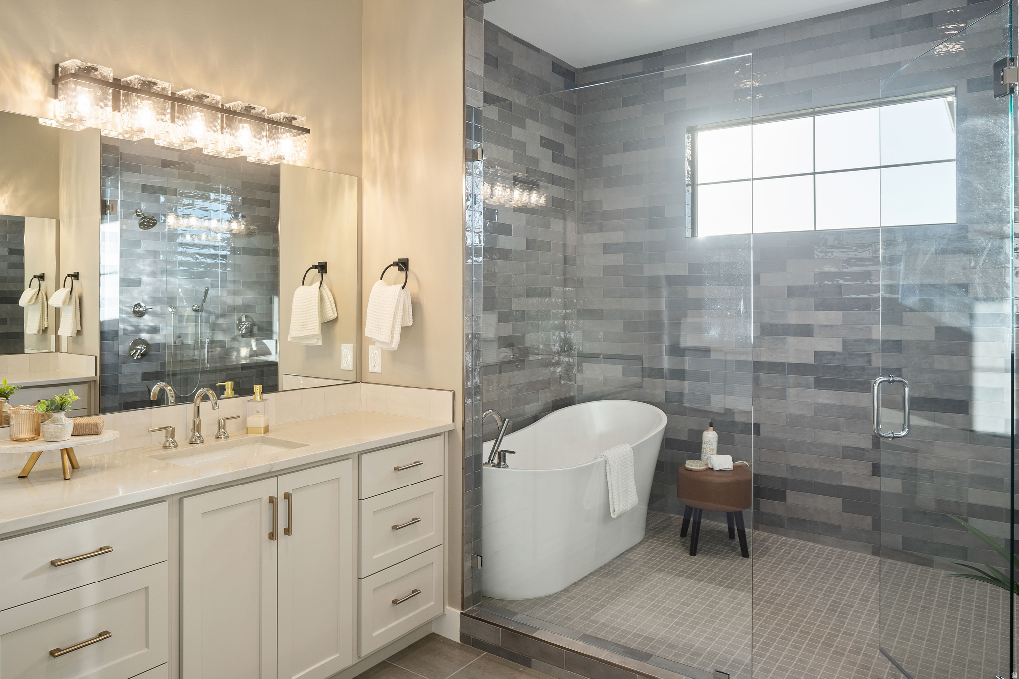 HIGHLANDS AT ELK RIDGE - Residential