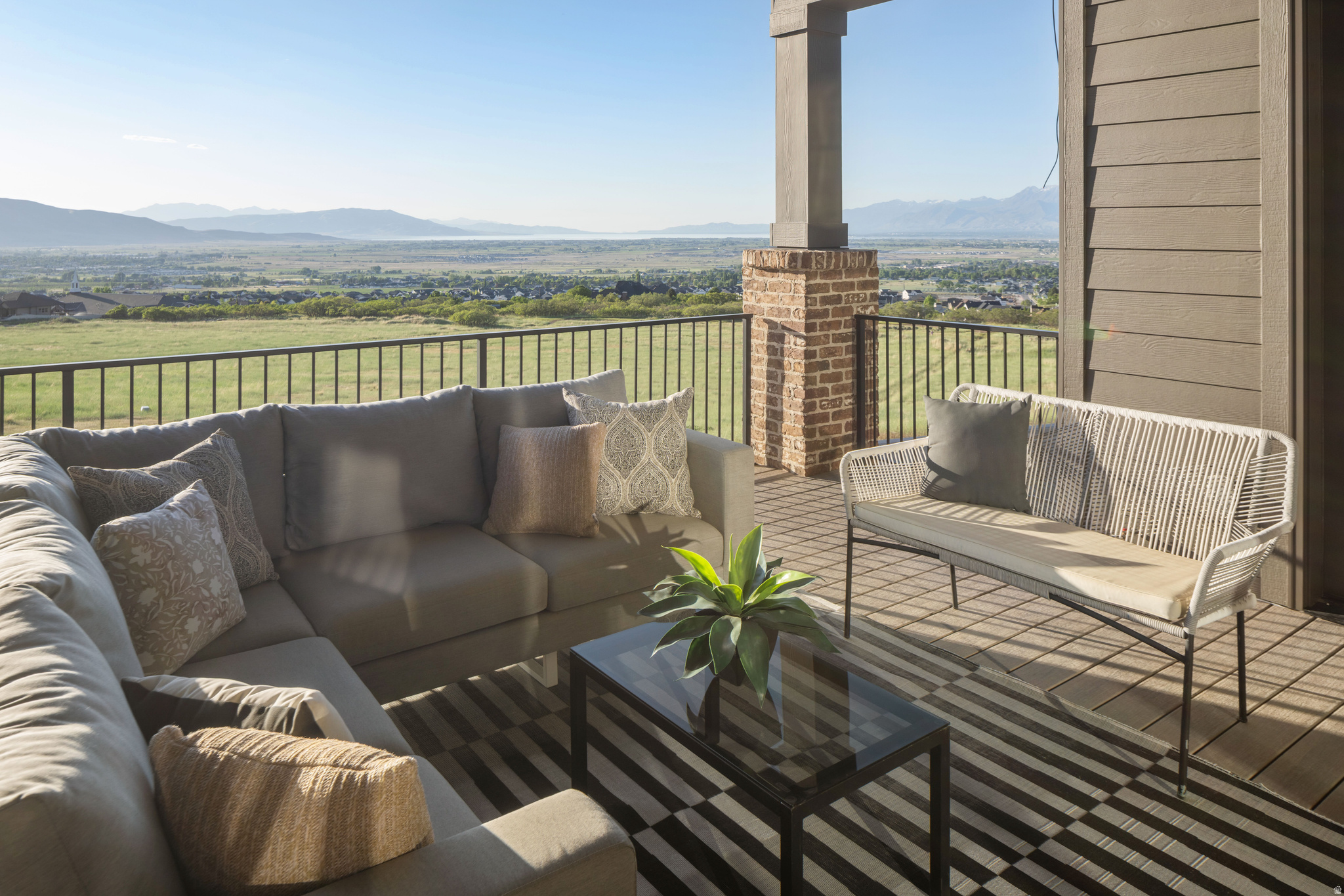 HIGHLANDS AT ELK RIDGE - Residential