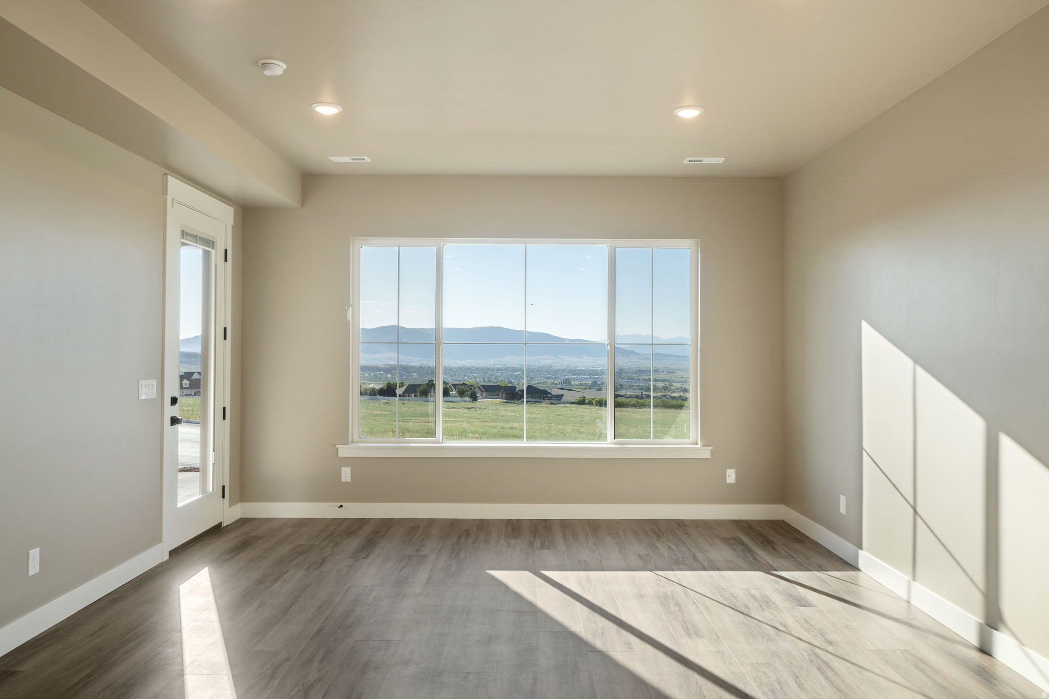 HIGHLANDS AT ELK RIDGE - Residential