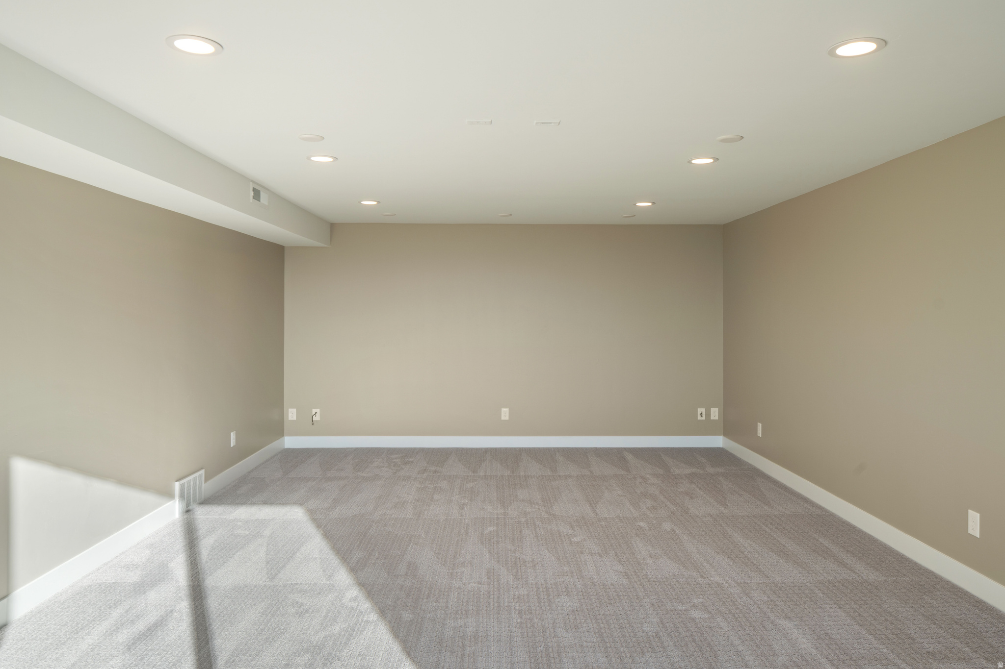 HIGHLANDS AT ELK RIDGE - Residential