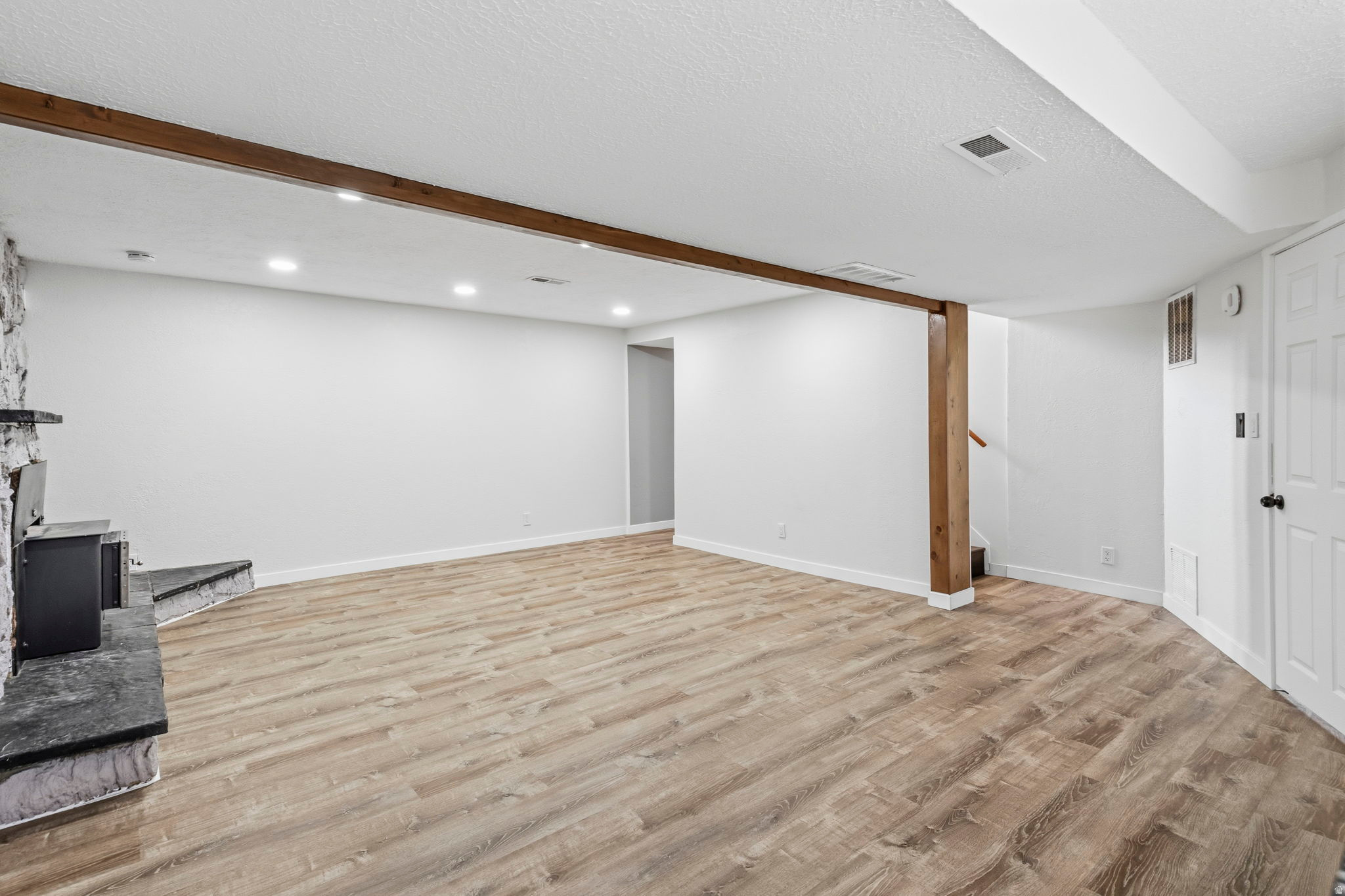 QUAIL HOLLOW #4 - Residential