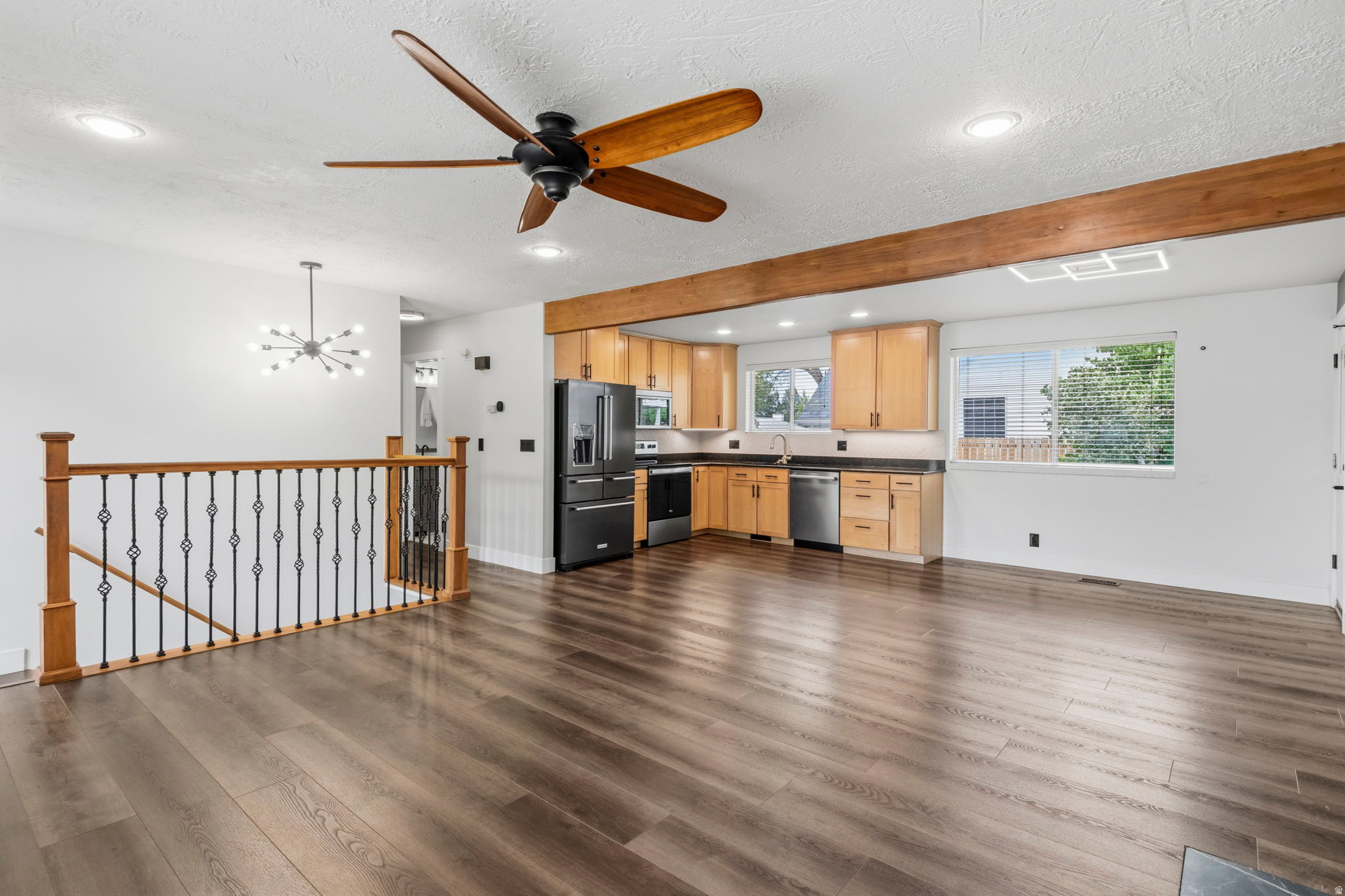 QUAIL HOLLOW #4 - Residential