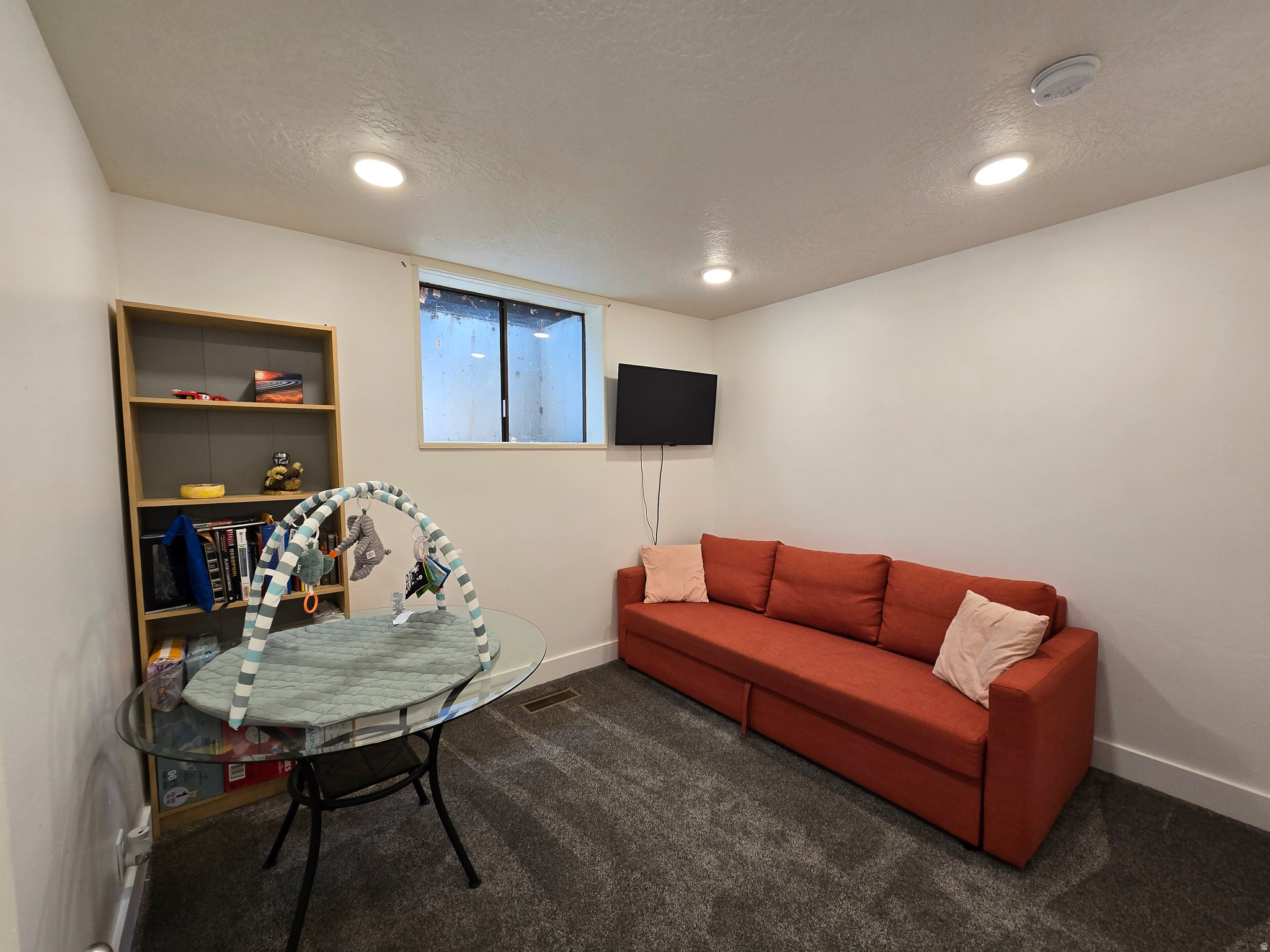 EDGEWOOD - Residential