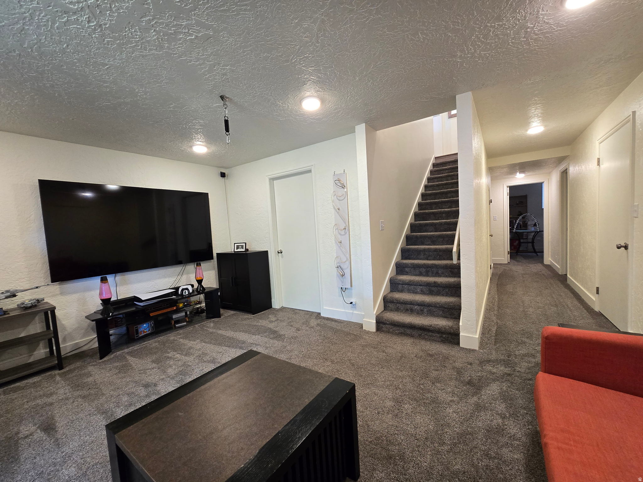 EDGEWOOD - Residential