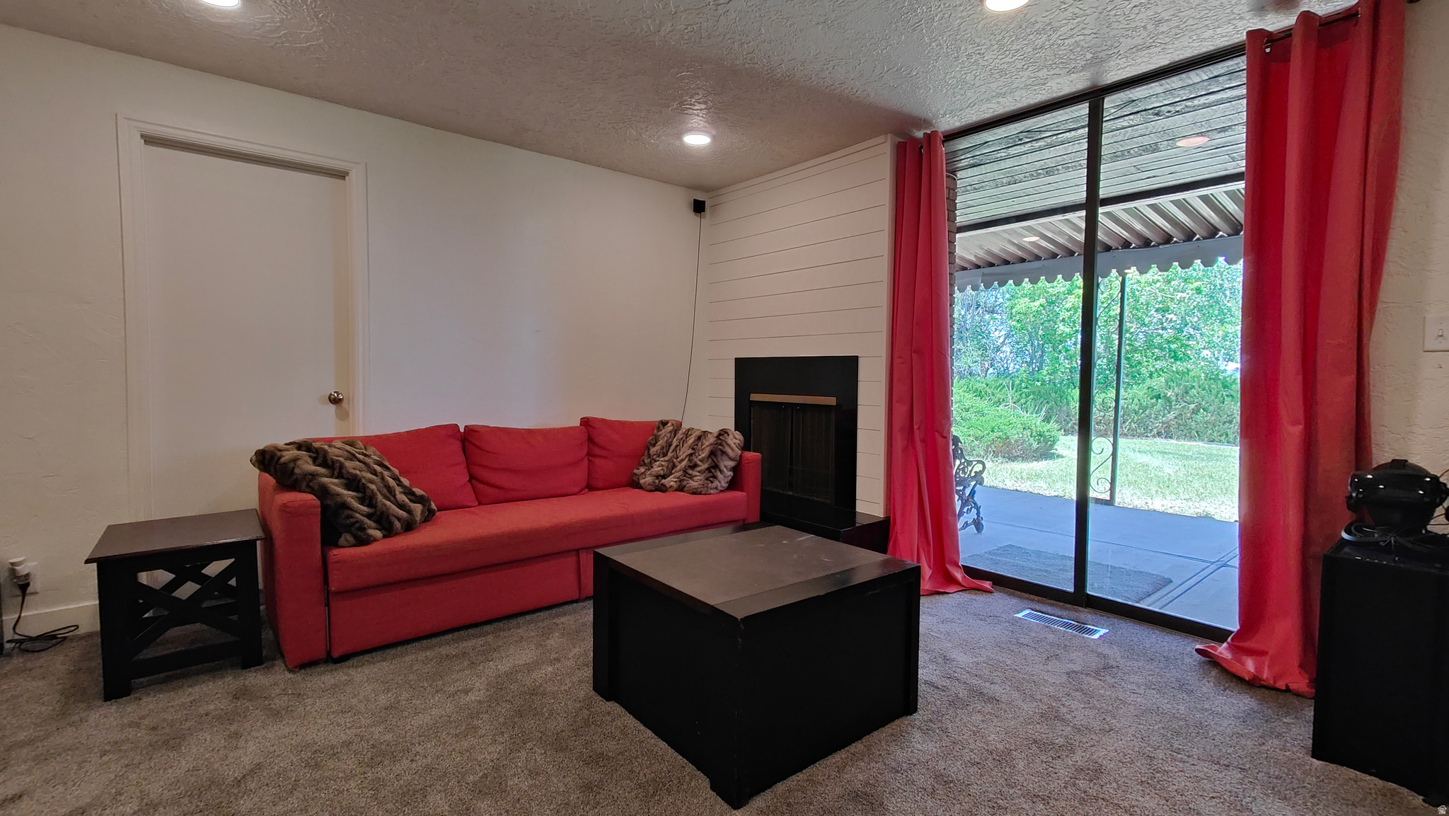 EDGEWOOD - Residential