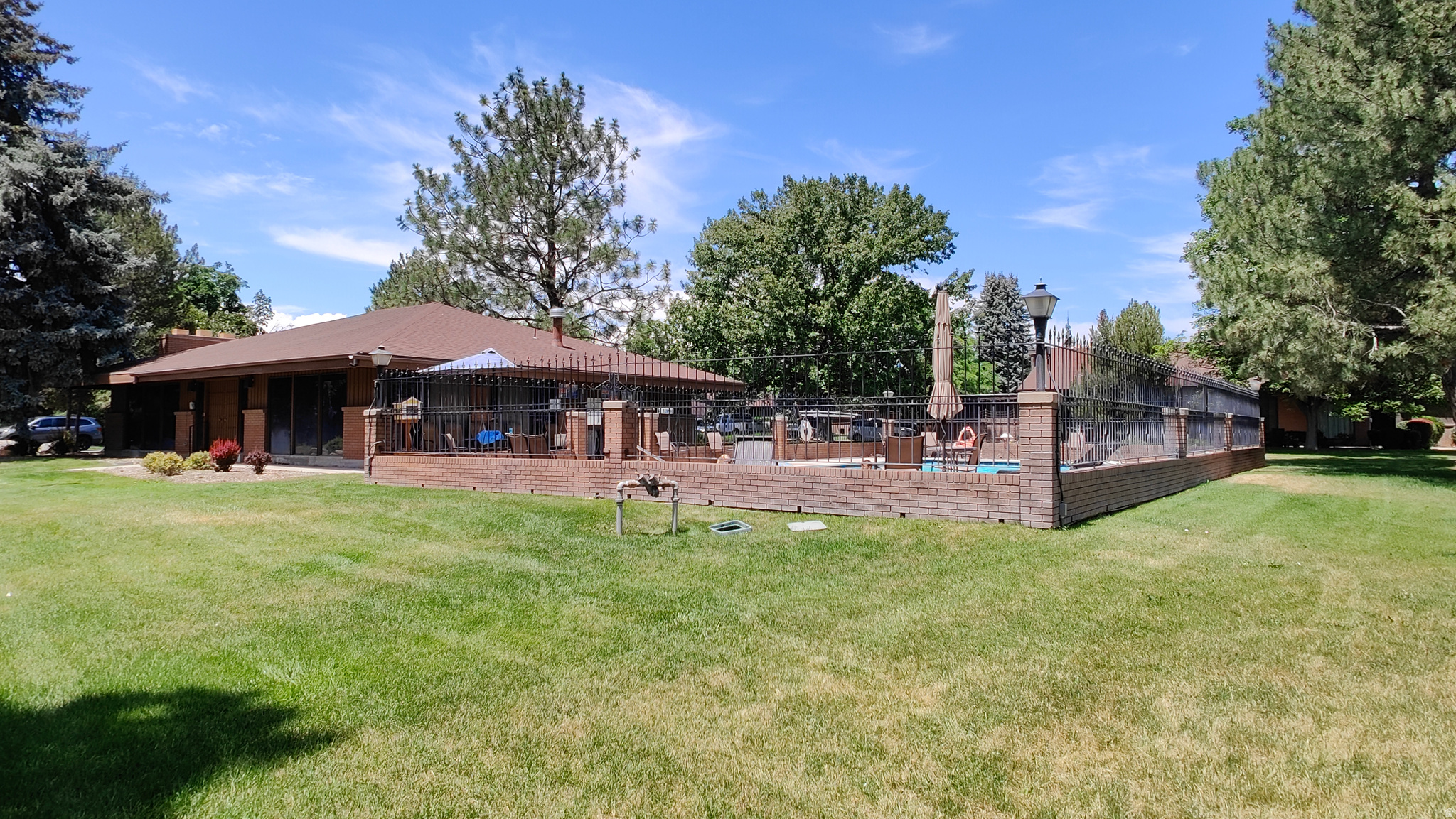 EDGEWOOD - Residential