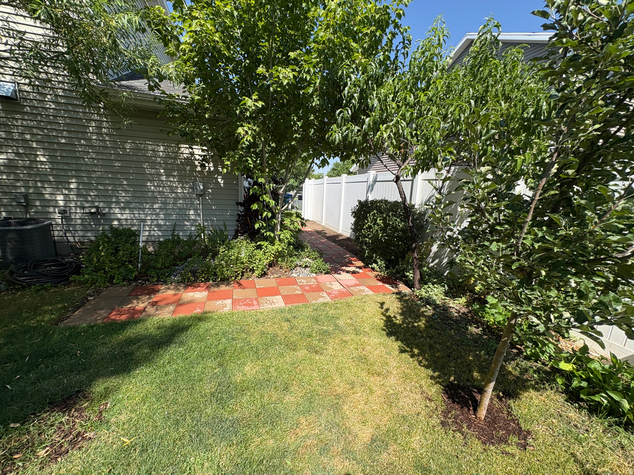 ASHBURY COURT - Residential
