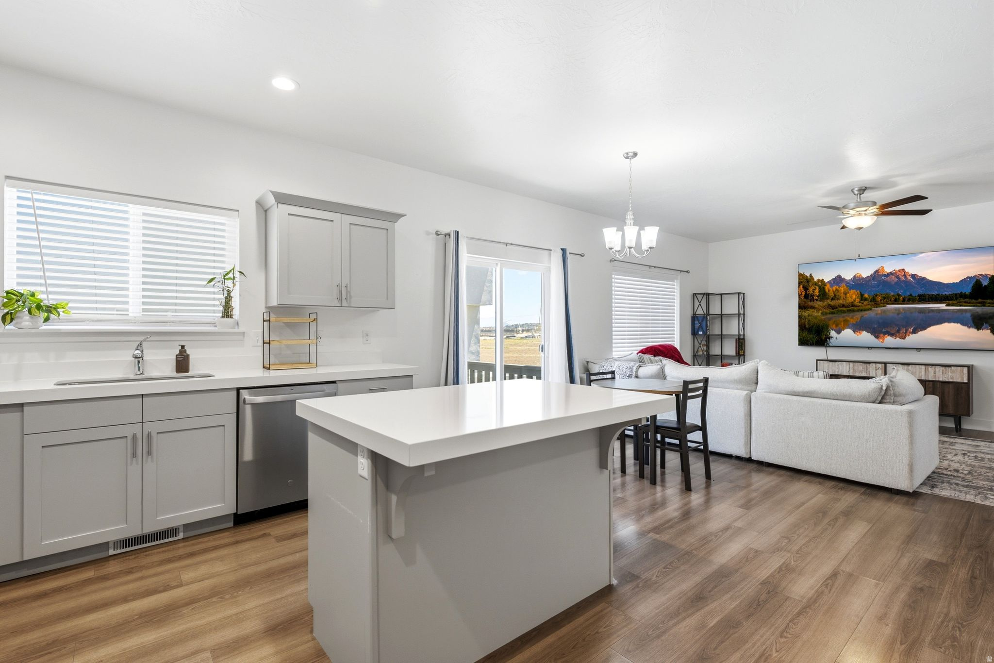 SILVERLAKE - Residential