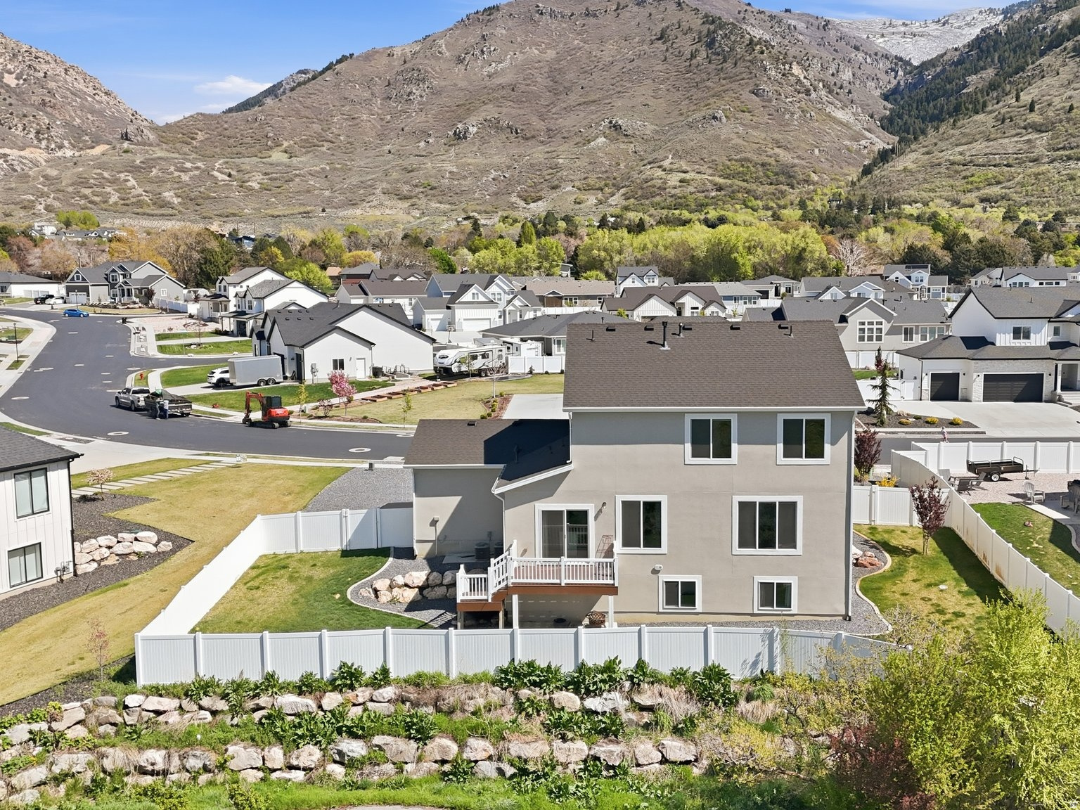 NORTHWOOD HILLS - Residential