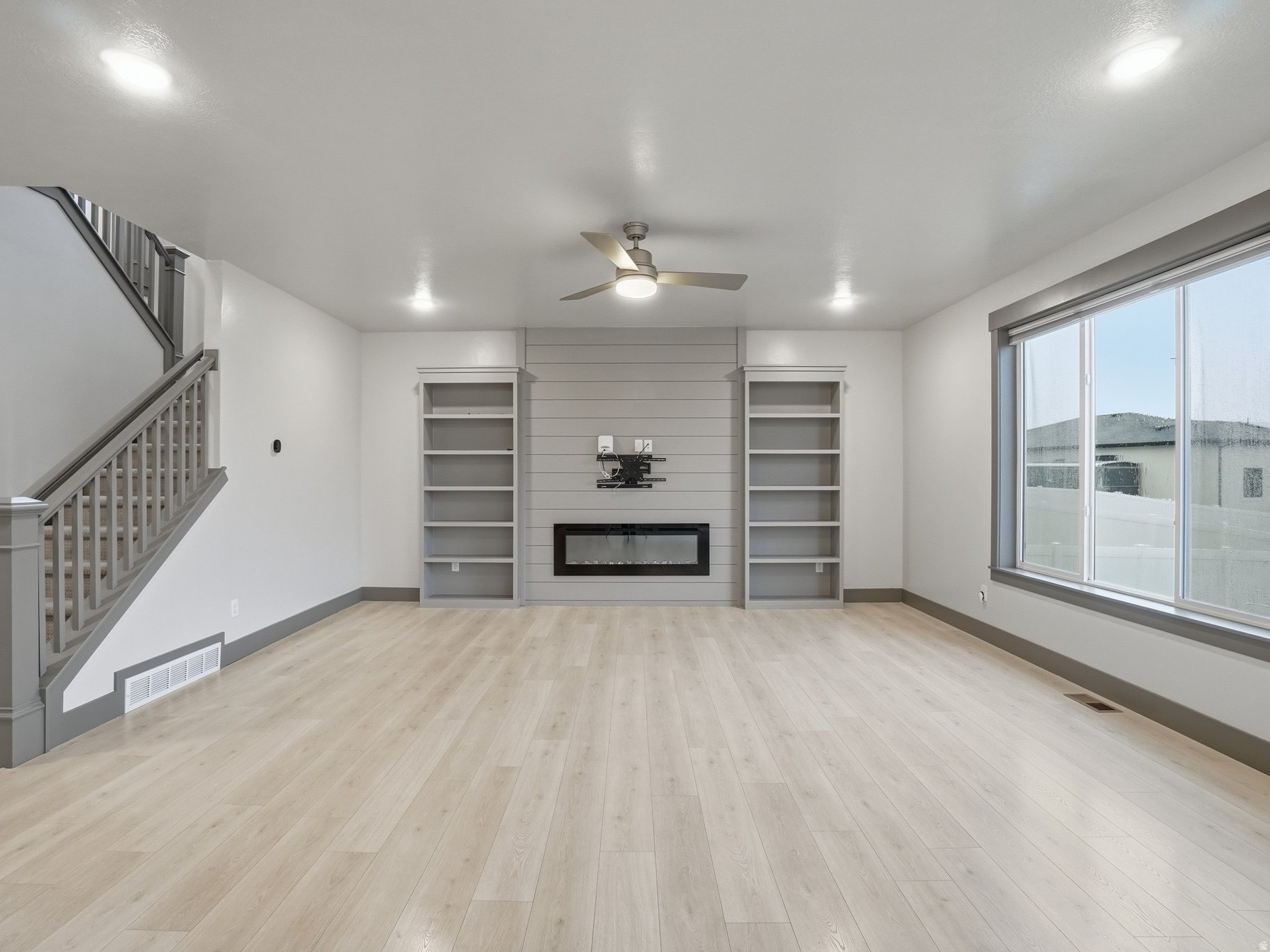 NORTHWOOD HILLS - Residential