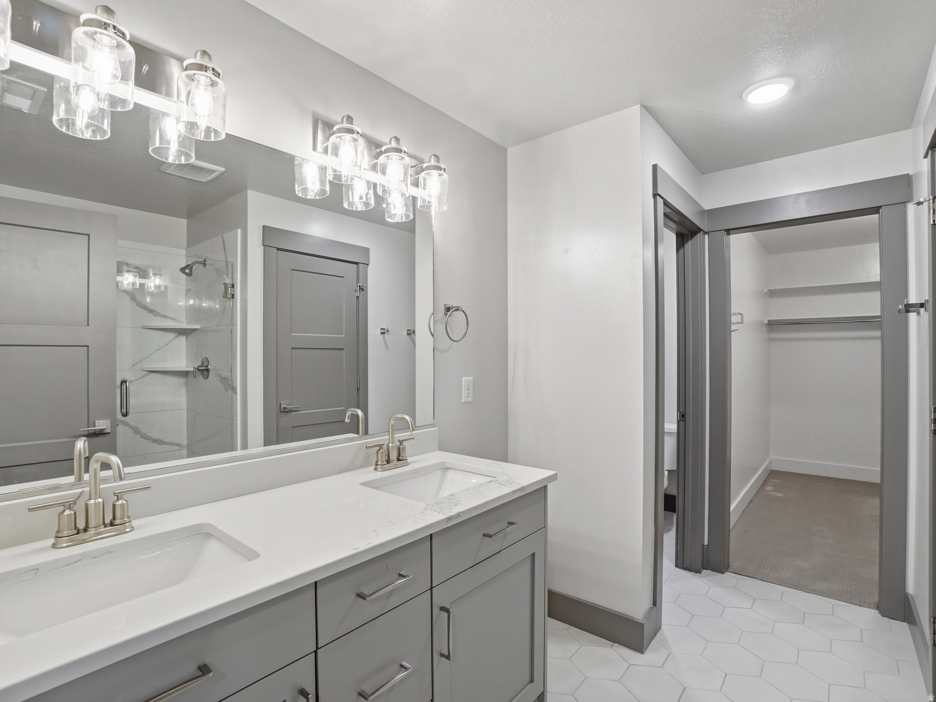 NORTHWOOD HILLS - Residential