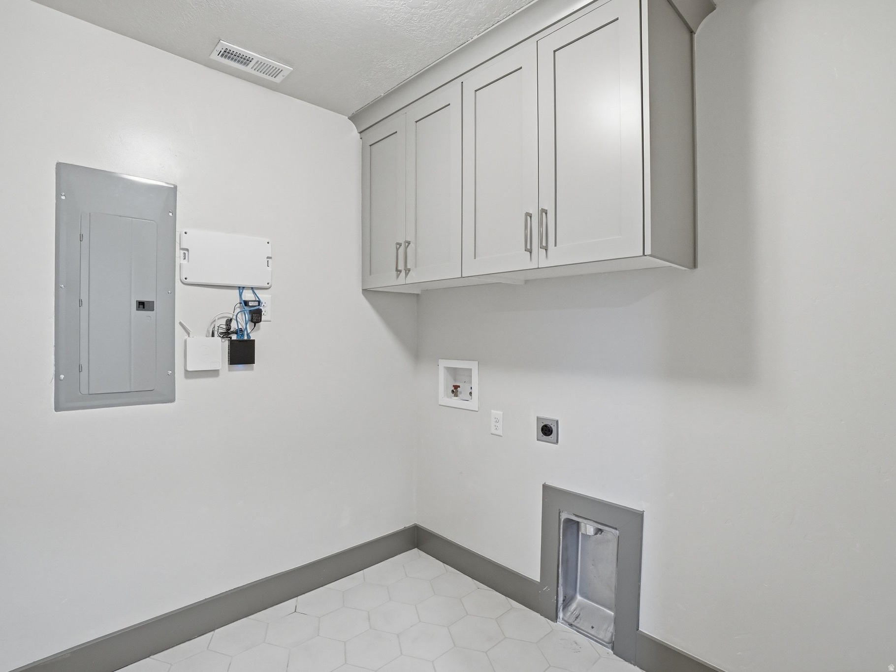 NORTHWOOD HILLS - Residential