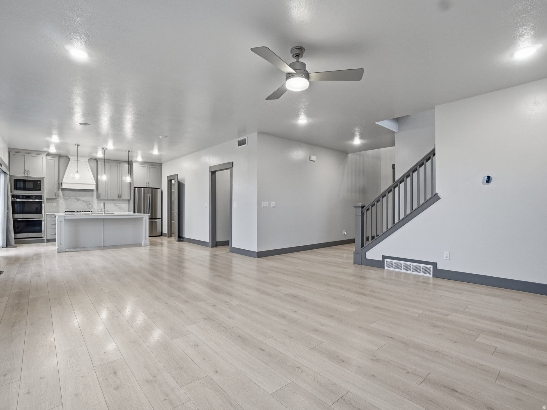 NORTHWOOD HILLS - Residential