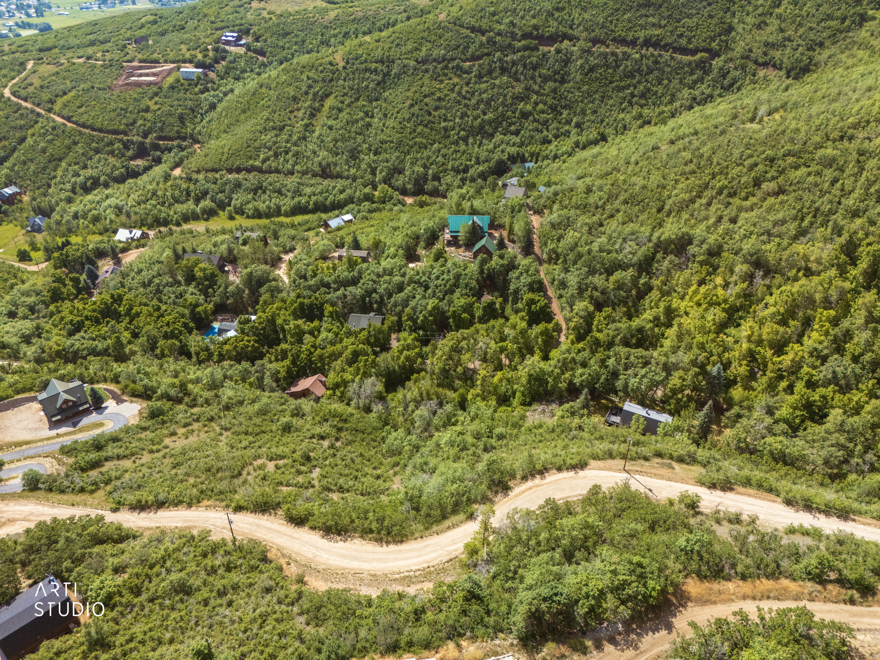 SWISS MOUNTAIN ESTATES - Land